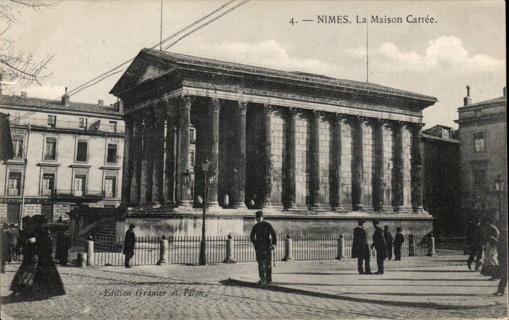 Nimes CPA das quadratische Haus