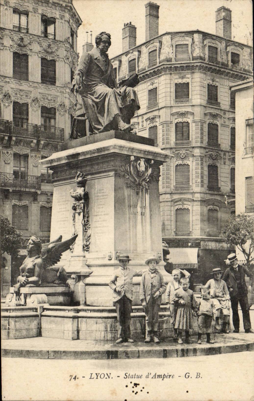 Lyon CPA Statue of Amp Children
