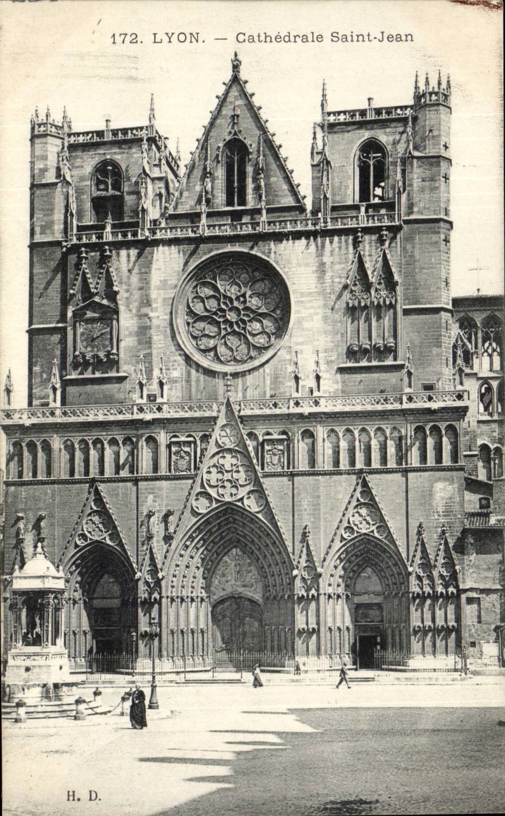 Lyon CPA Cathedral Saint Jean