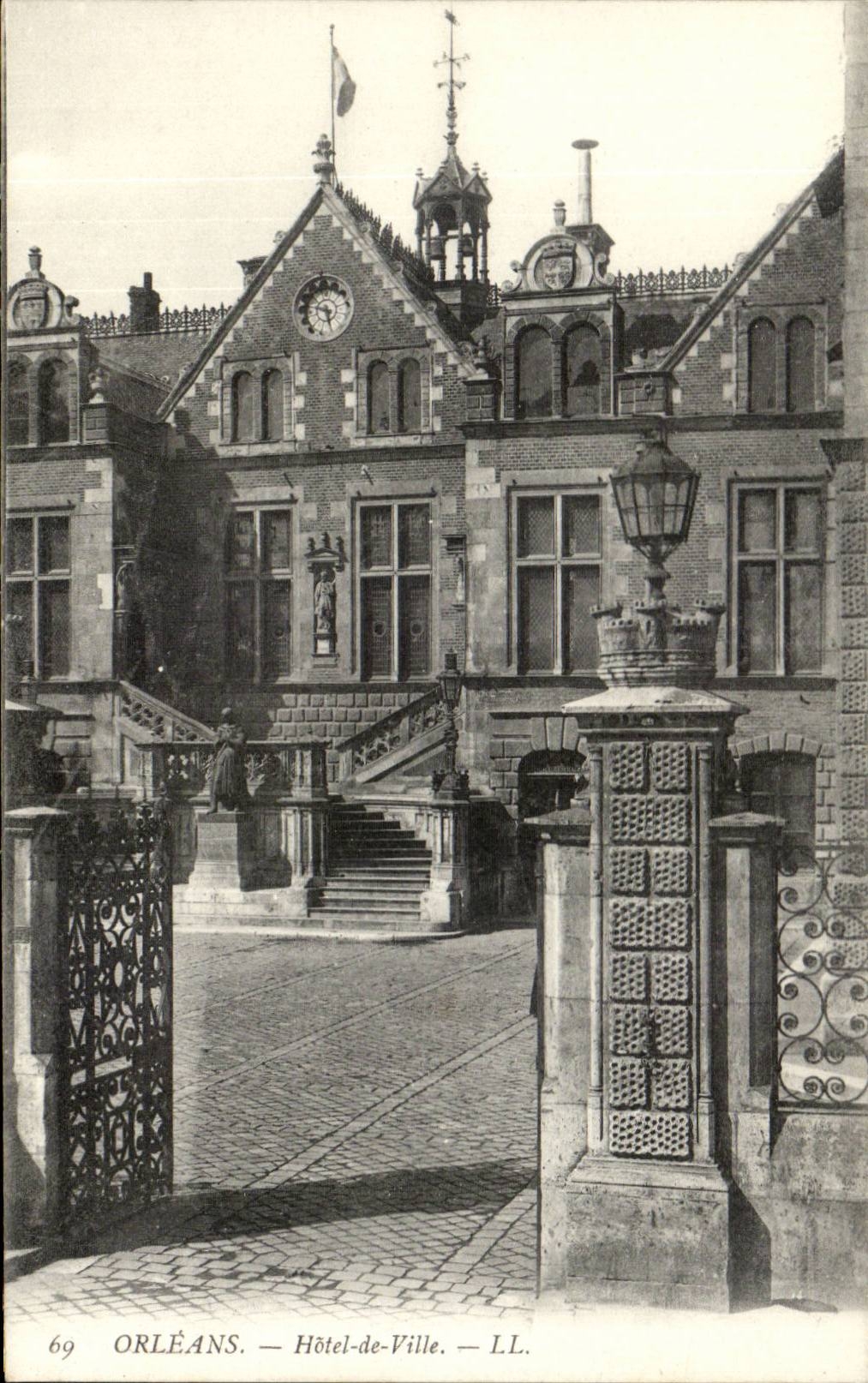 CPA Orleans Town hall