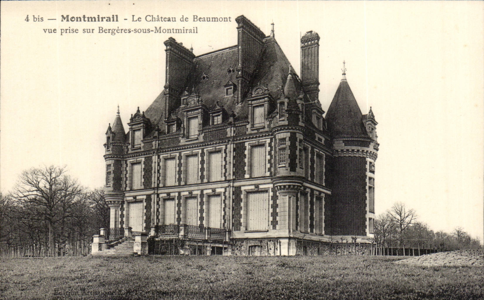 CPA Montmirail the castle of Beaumont seen from on Shepherdesses under Montmirail