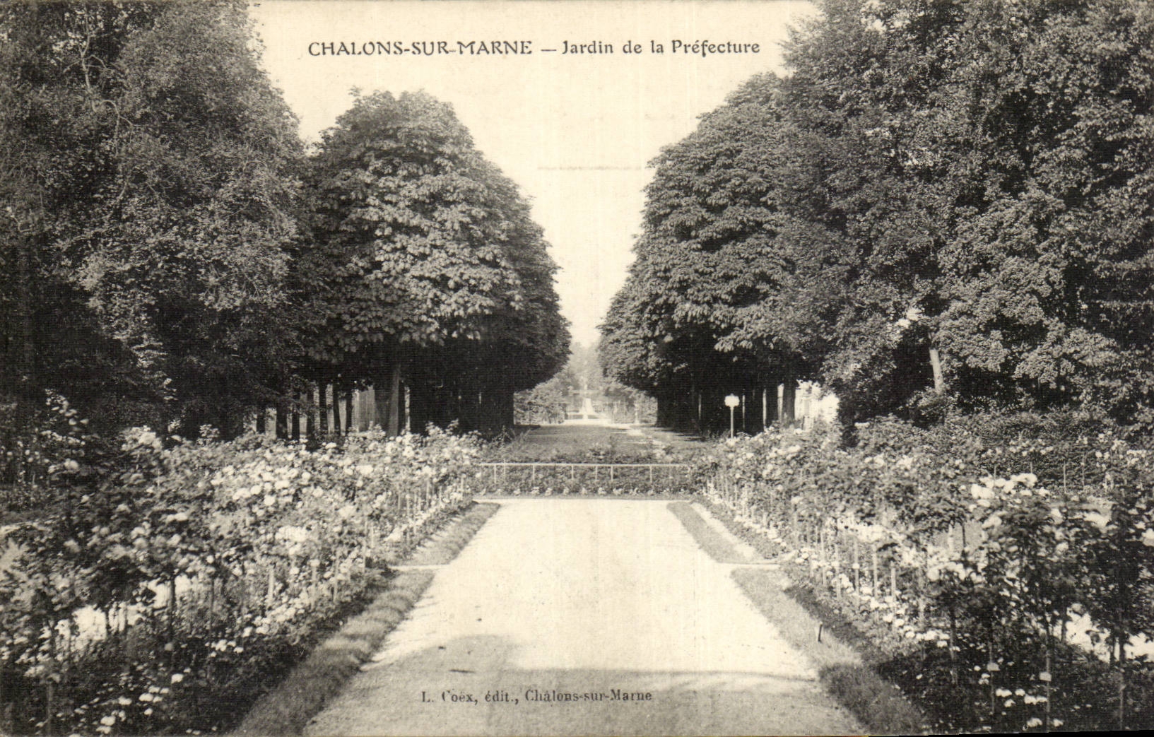 CPA Trawl-nets on the Marne Garden of the prefecture