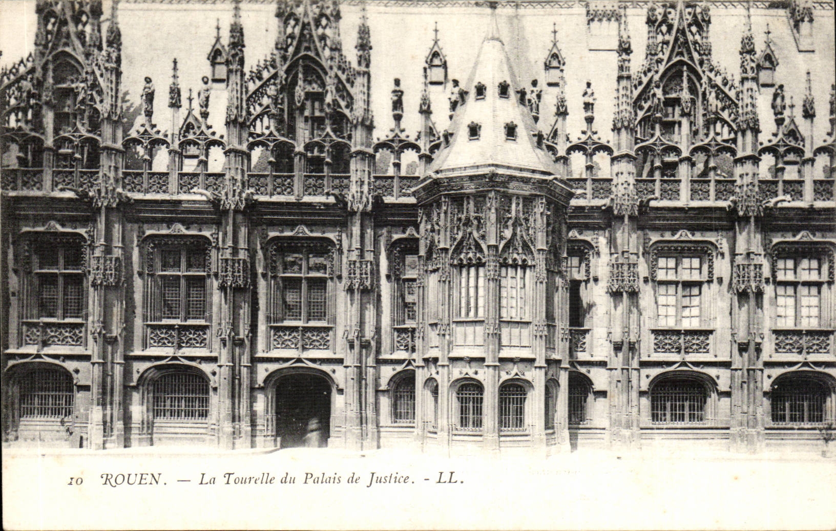 Rouen CPA the turret of the law courts