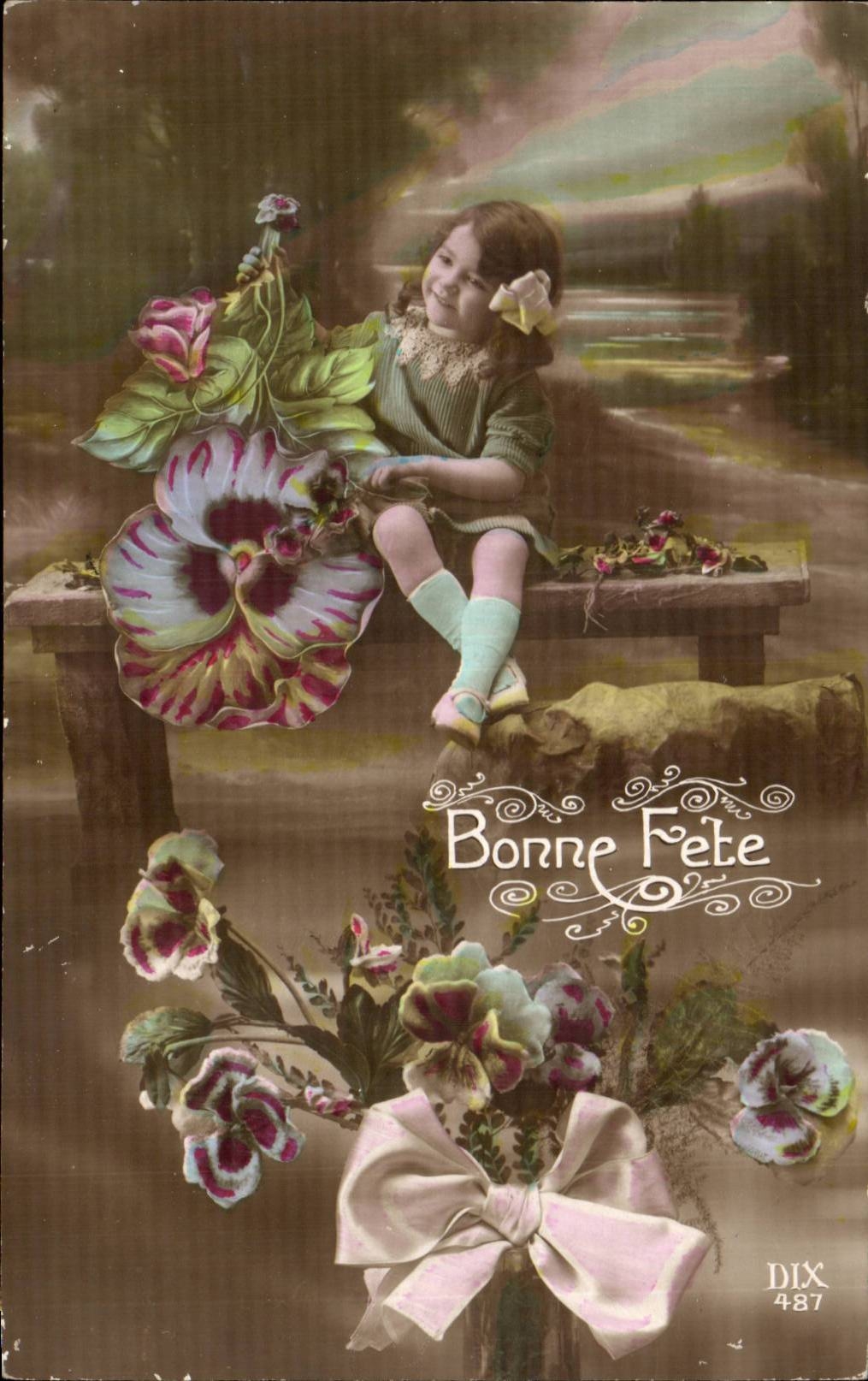 CPA Phantasie-gutes Kind feiert