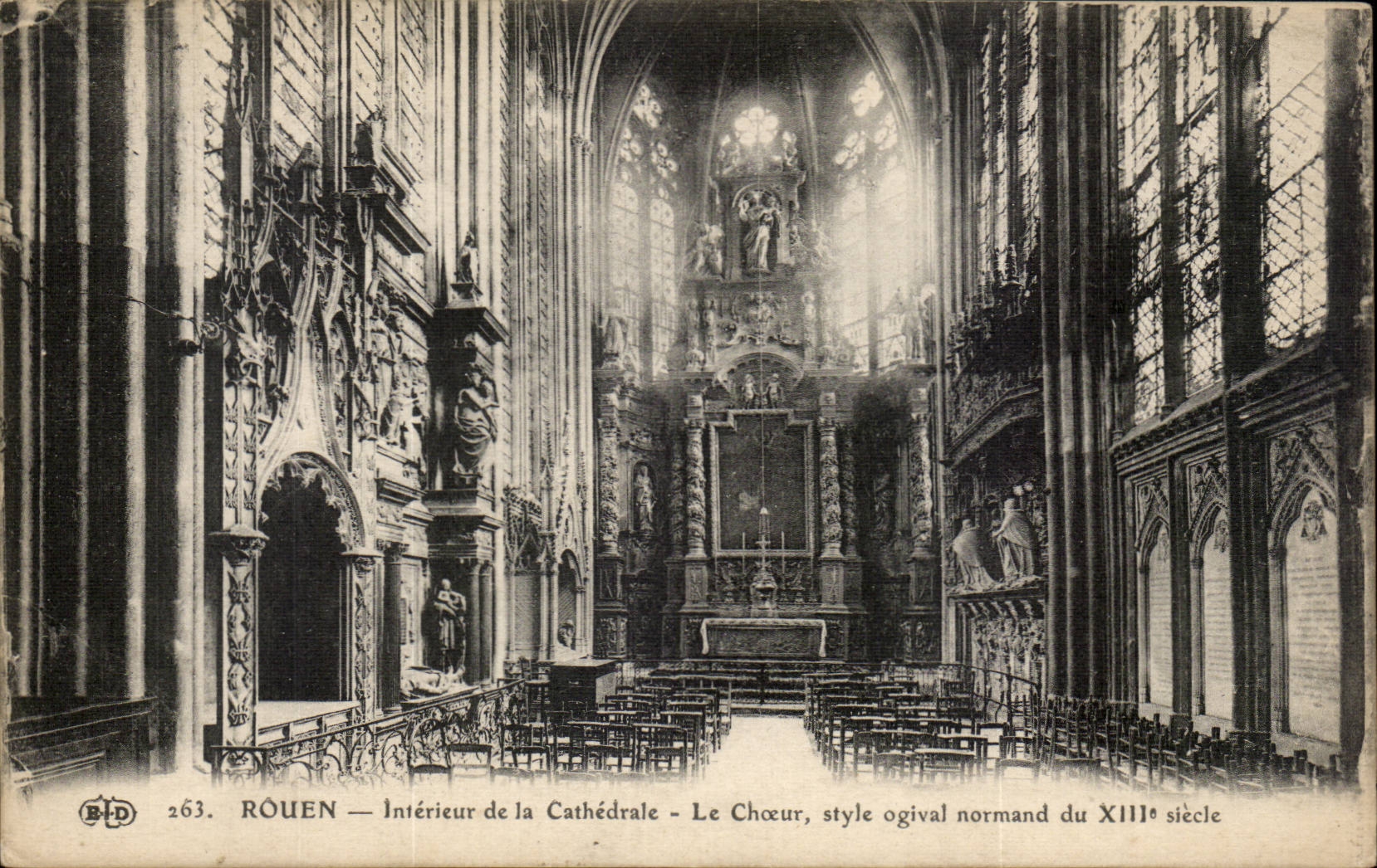CPA Interior Rouen of the cathedral the Norman chorus stye ogival of 13th
