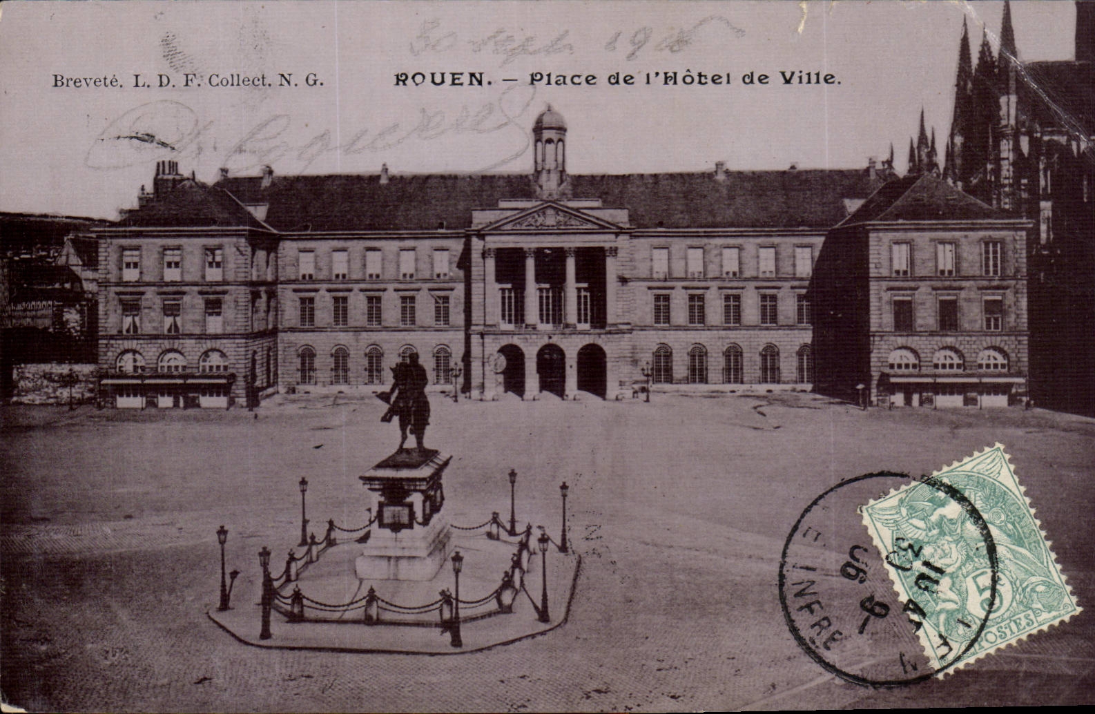 CPA Rouen Places town hall