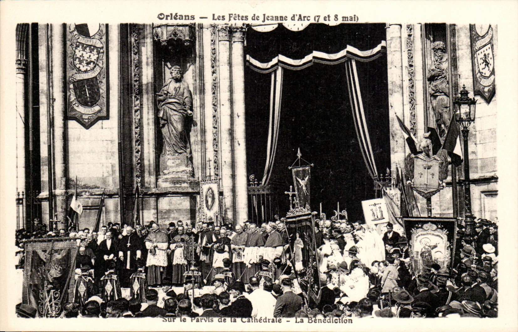 CPA Orleans festivals of Jeanne of arc May 7th and 8th On the square of the cathedral the Blessing