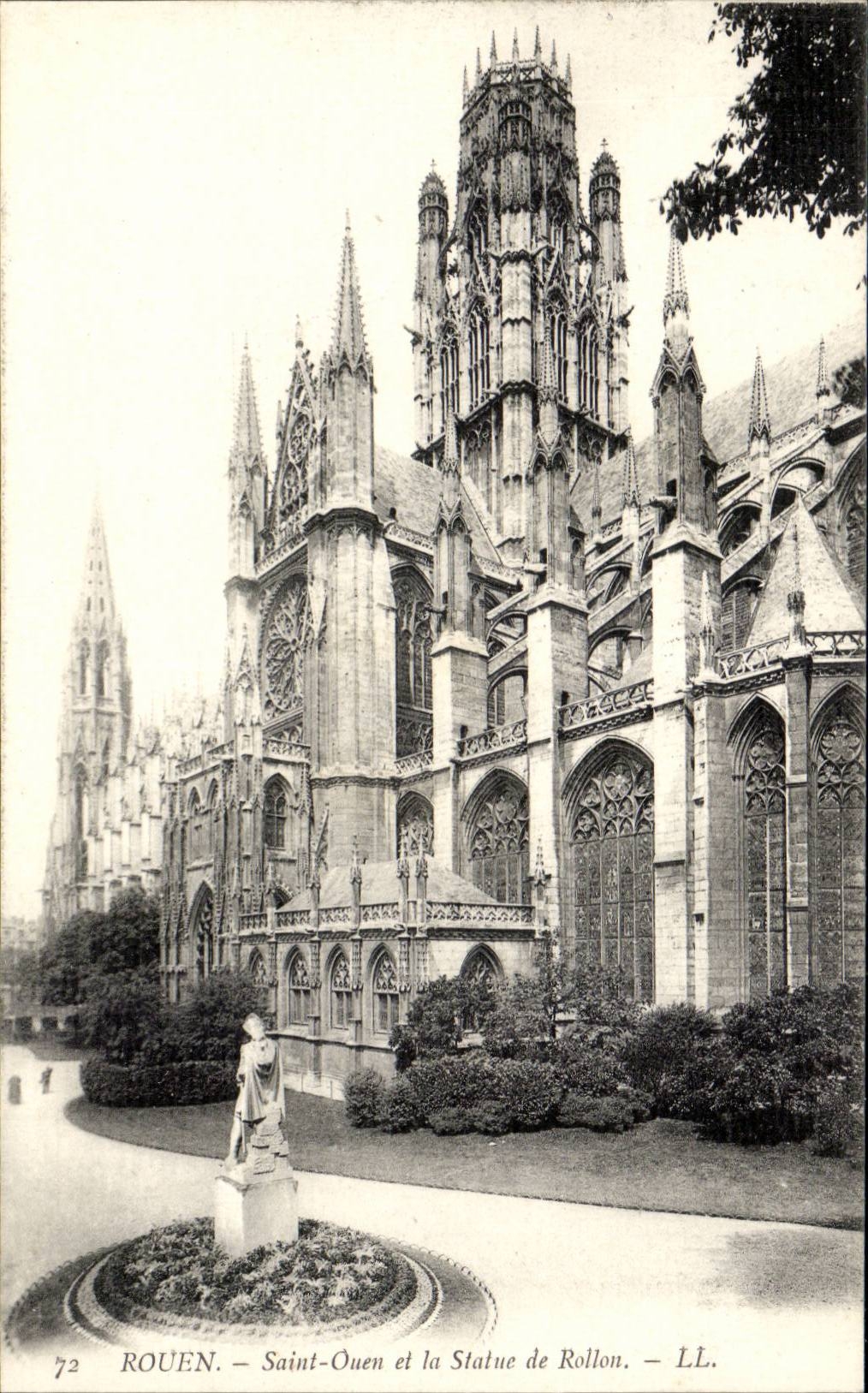 CPA Rouen Saint Ouen and Statue of Rollon
