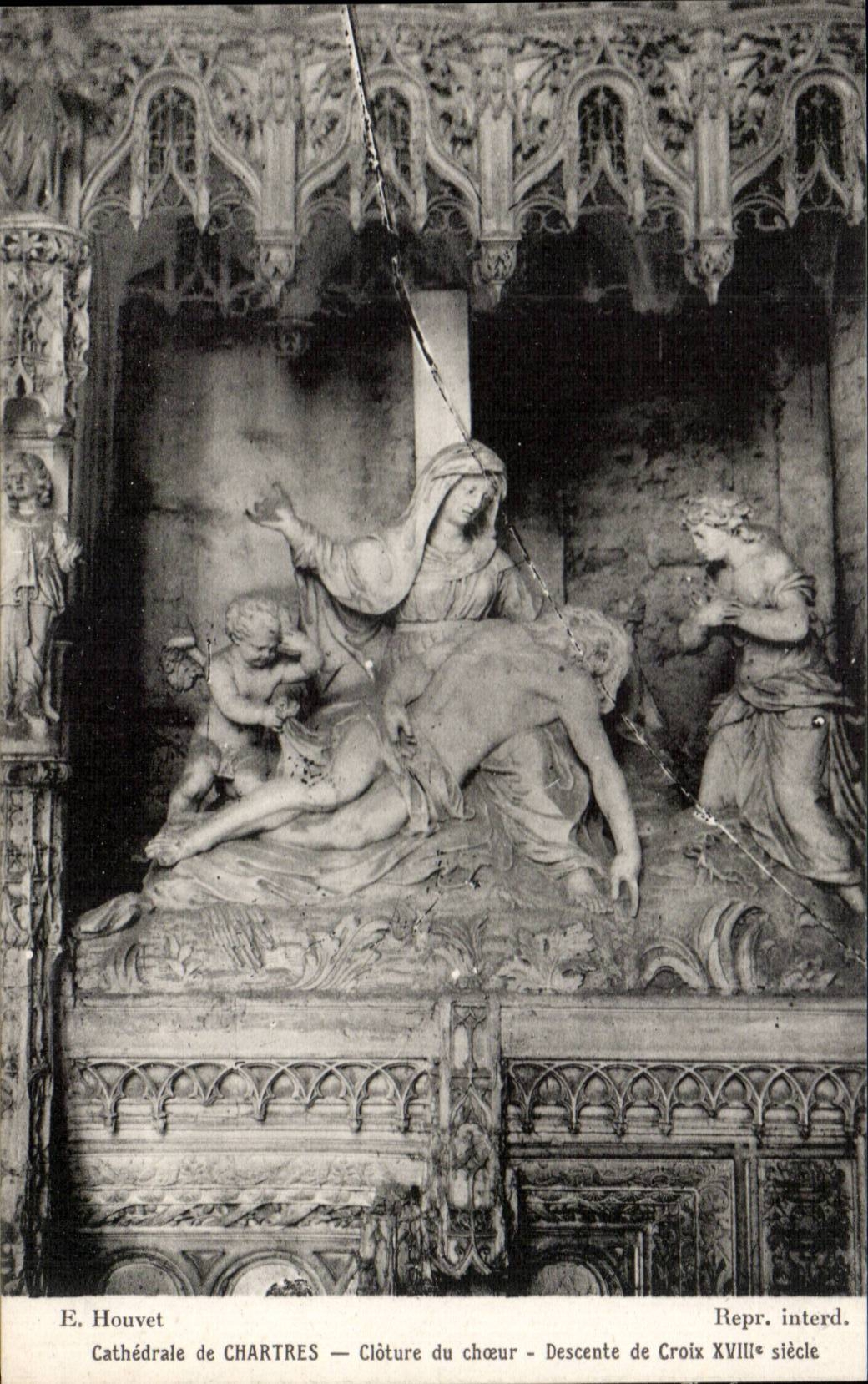 Chartres CPA the cathedral Deposition Encloses chorus