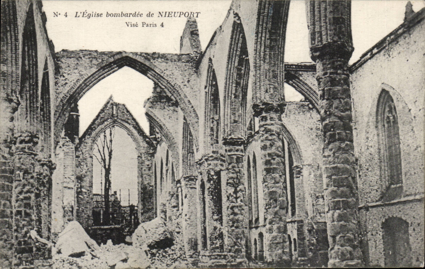 CPA the church bombardee of Nieuport