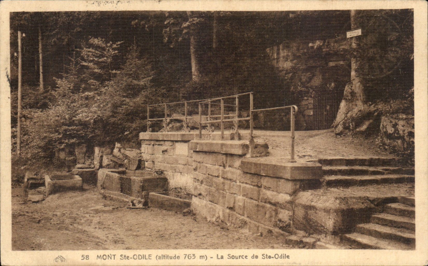 CPA Mont Saint Odile die Quelle von Co Odile