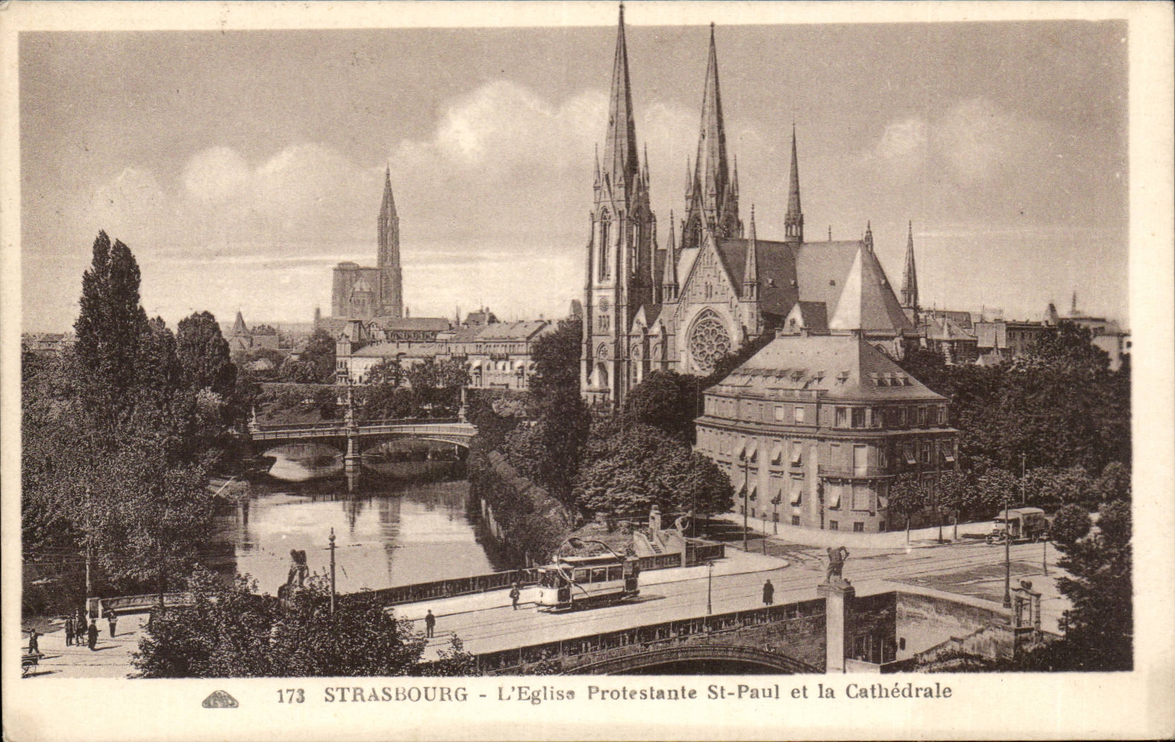 CPA Strasbourg the Protestant church and the cathedral