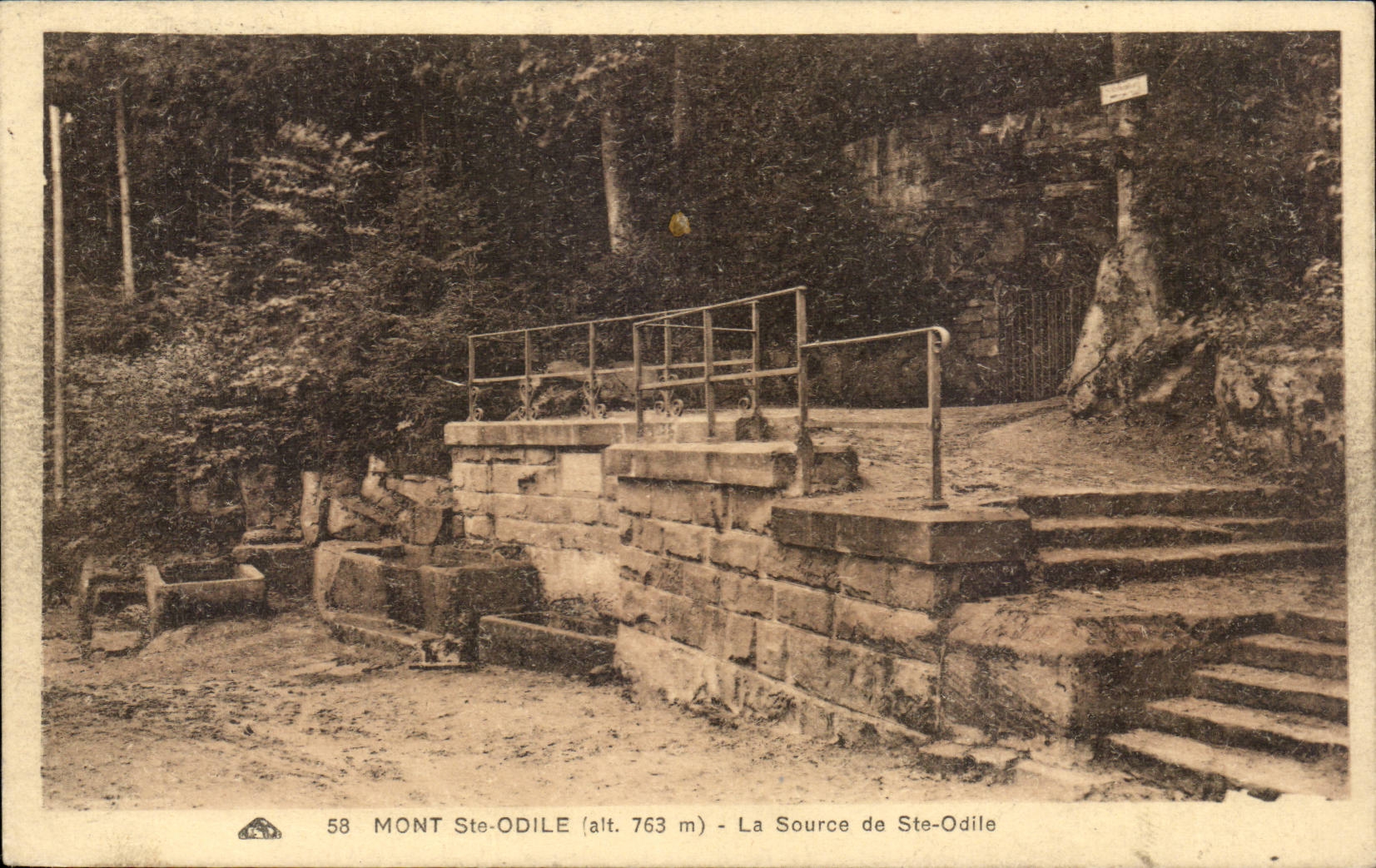 CPA Mont Saint Odile die Quelle