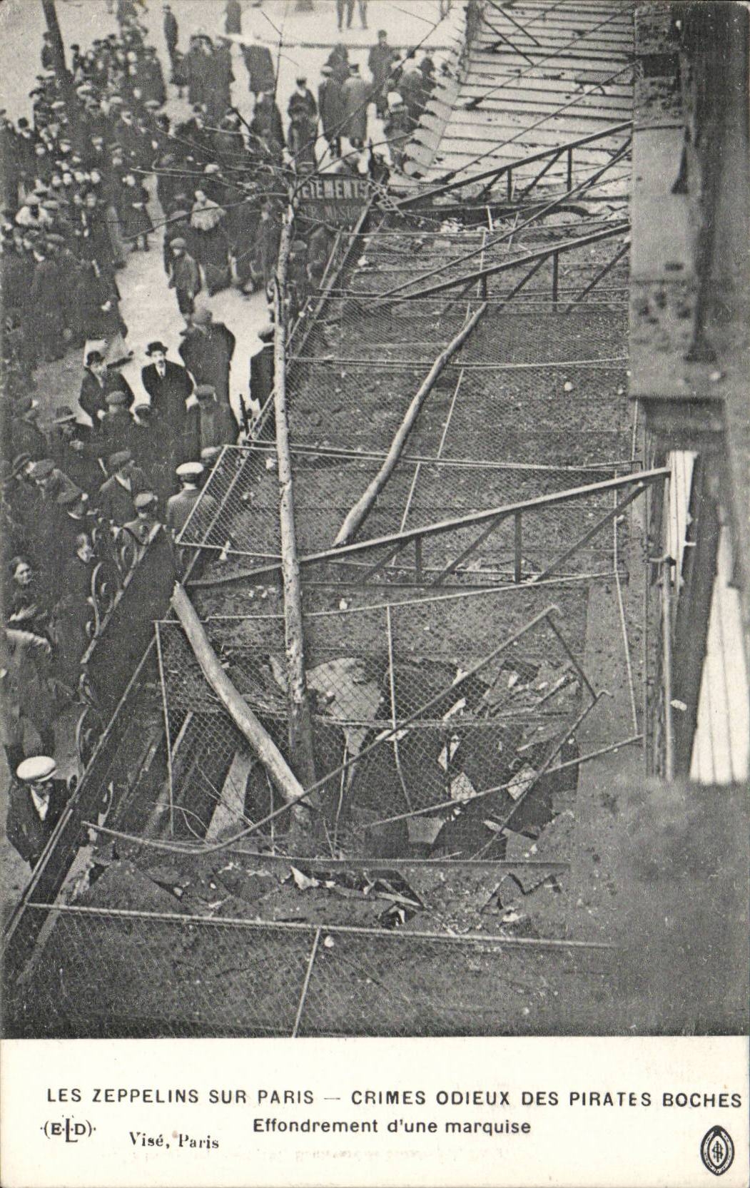 CPA zeppelins on Paris odious Crimes of the pirates boches Collapse of a Belleville marchioness