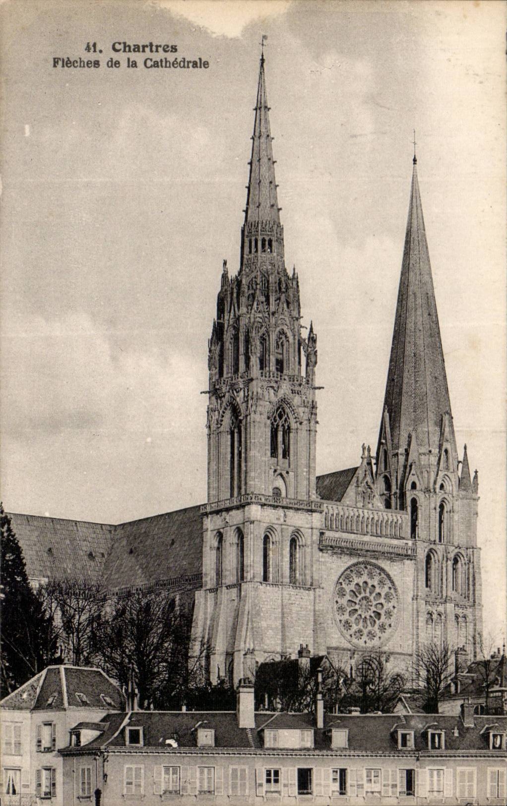 Chartres CPA Cathedral Arrows