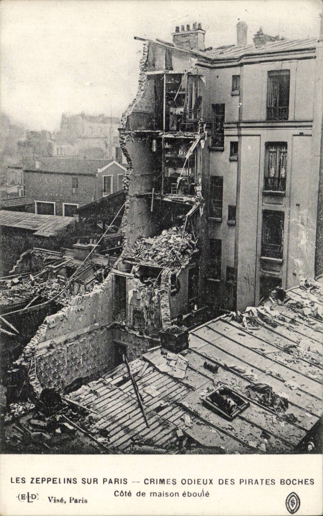 CPA zeppelins on Paris odious Crimes of the pirates boches Dimension of blown in house
