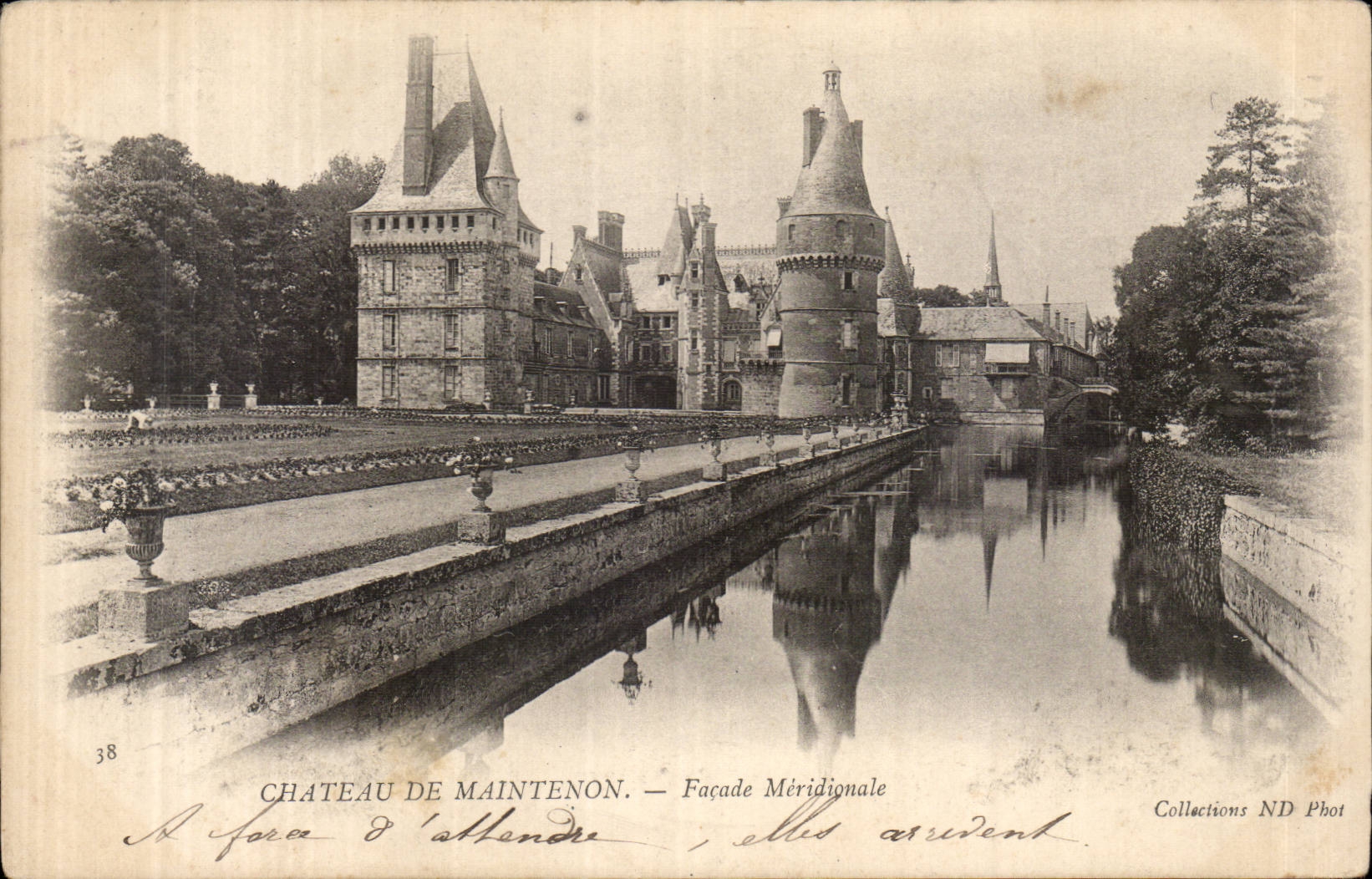 CPA Schloss von Maintenon die Schloss sudlichste Front