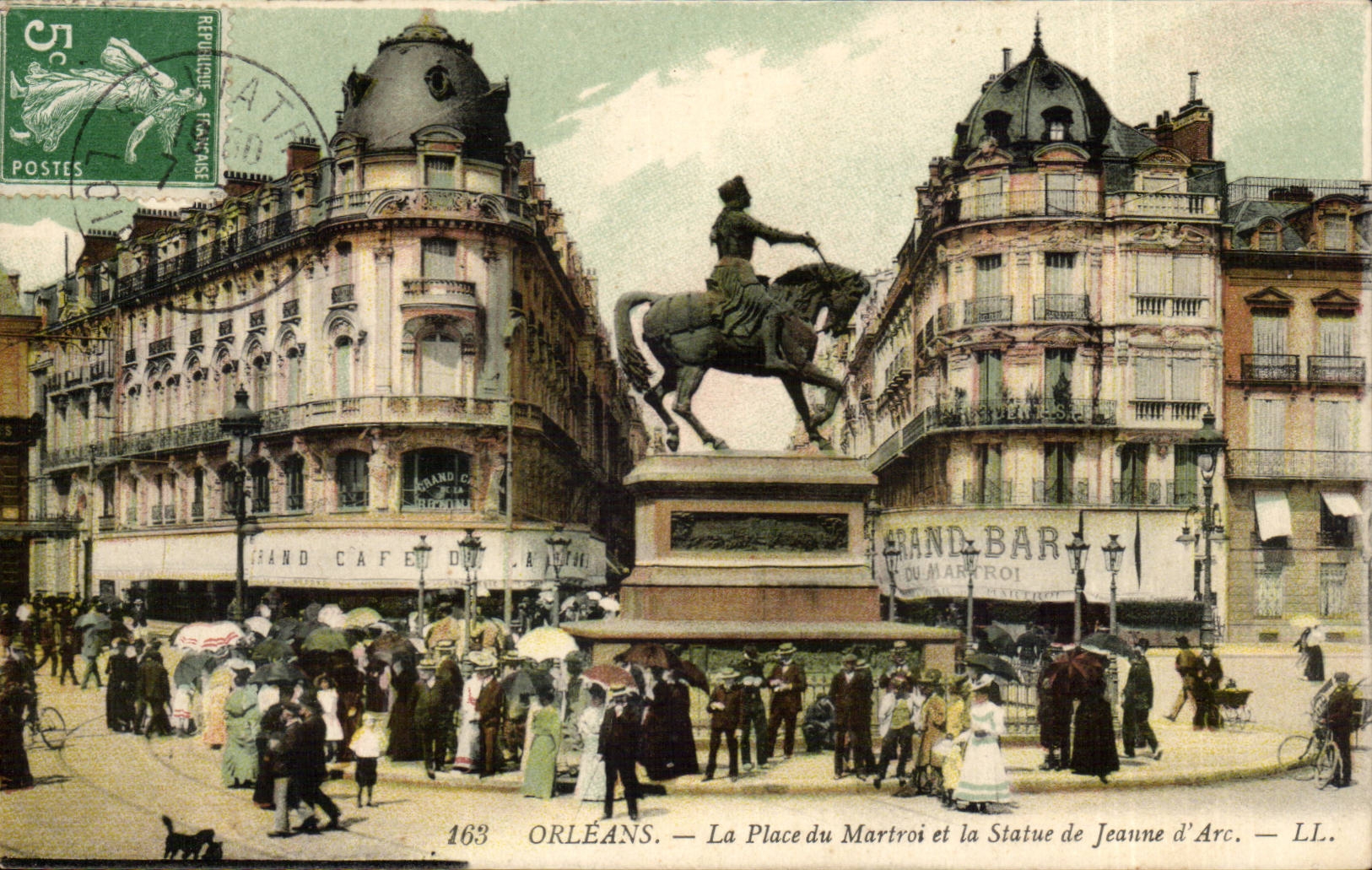 CPA Orleans the place of Martroi and Statue of Jeanne of arc