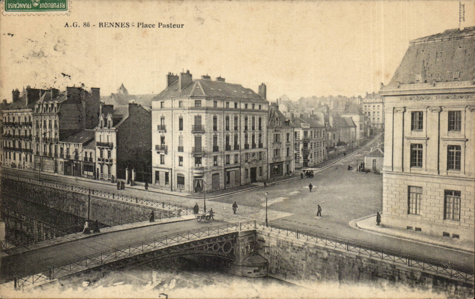 CPA Rennes Place Pasteur