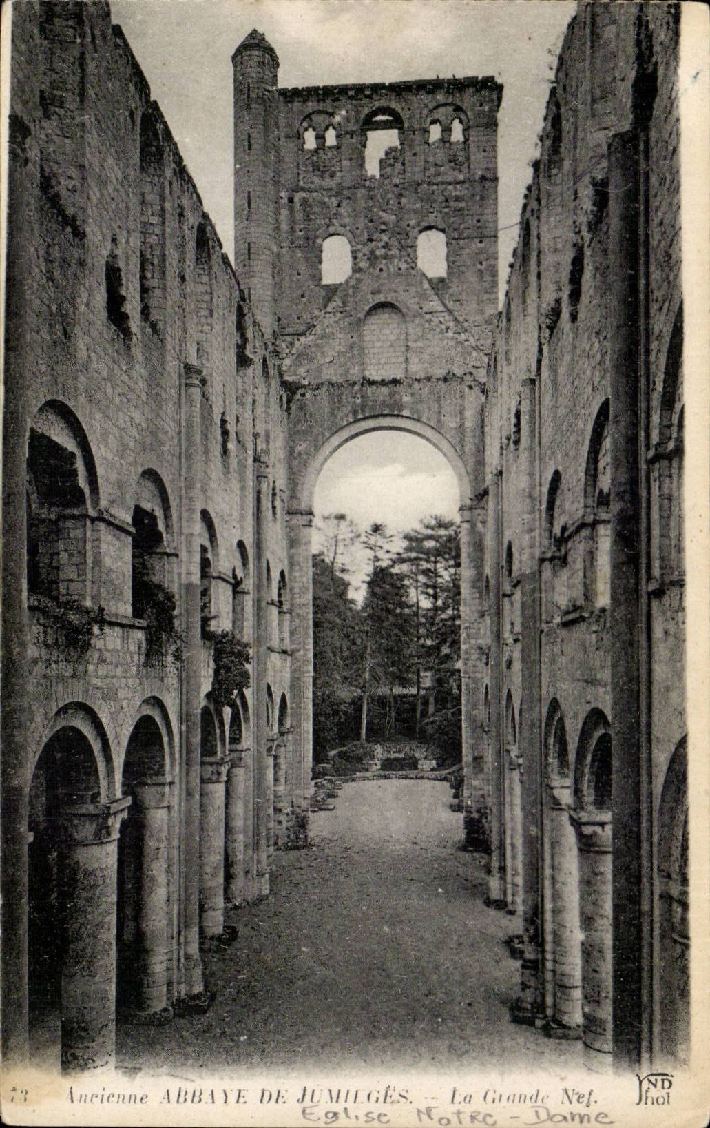 CPA Old abbey of Jumieges the great nave