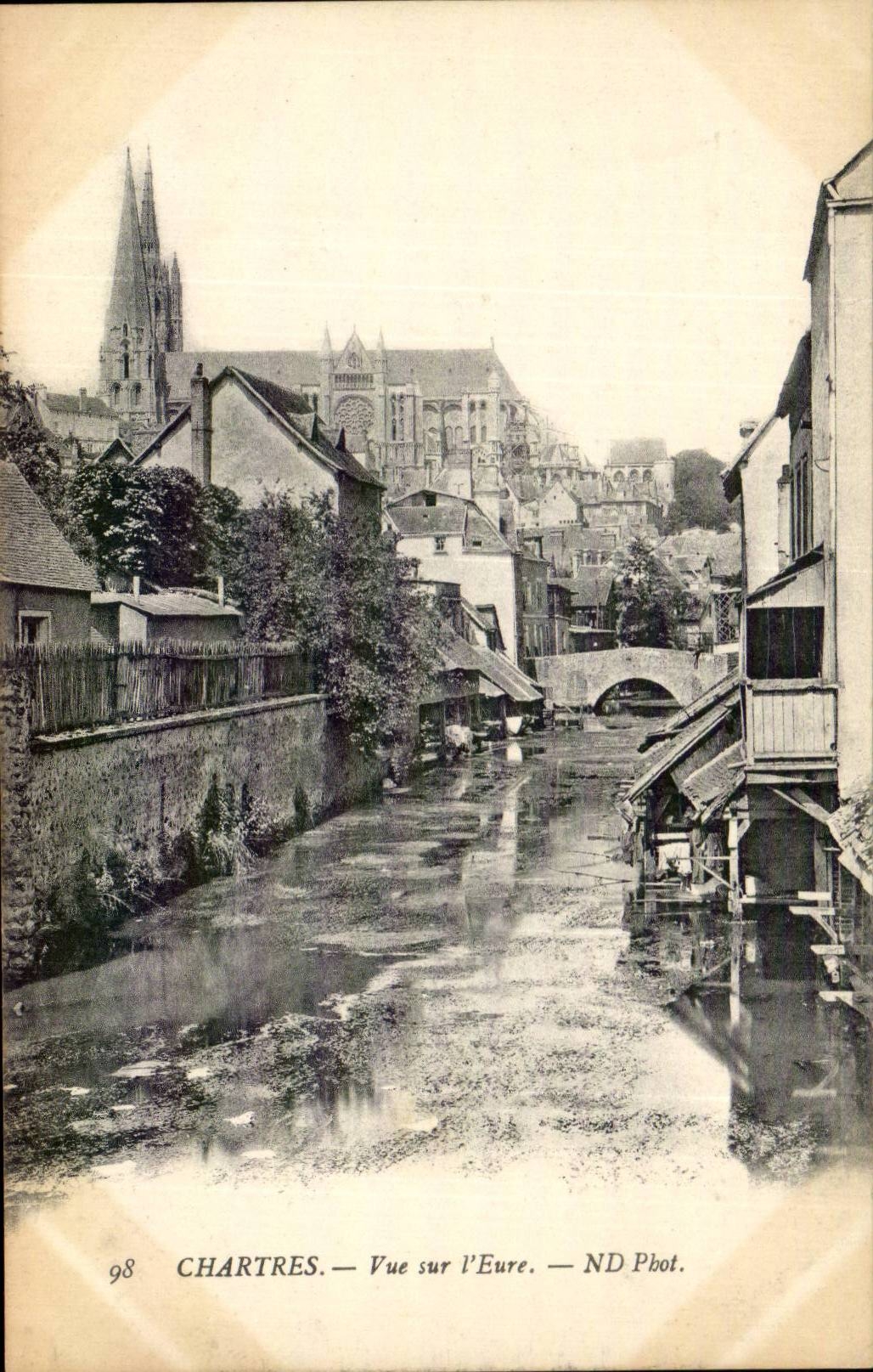 Chartres CPA Seen on the Eure