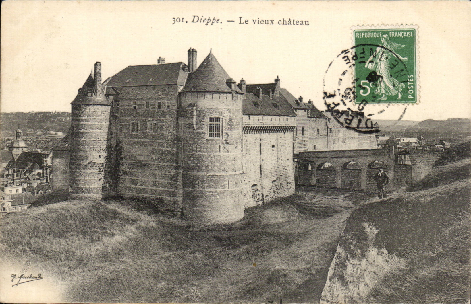CPA Dieppe the old castle
