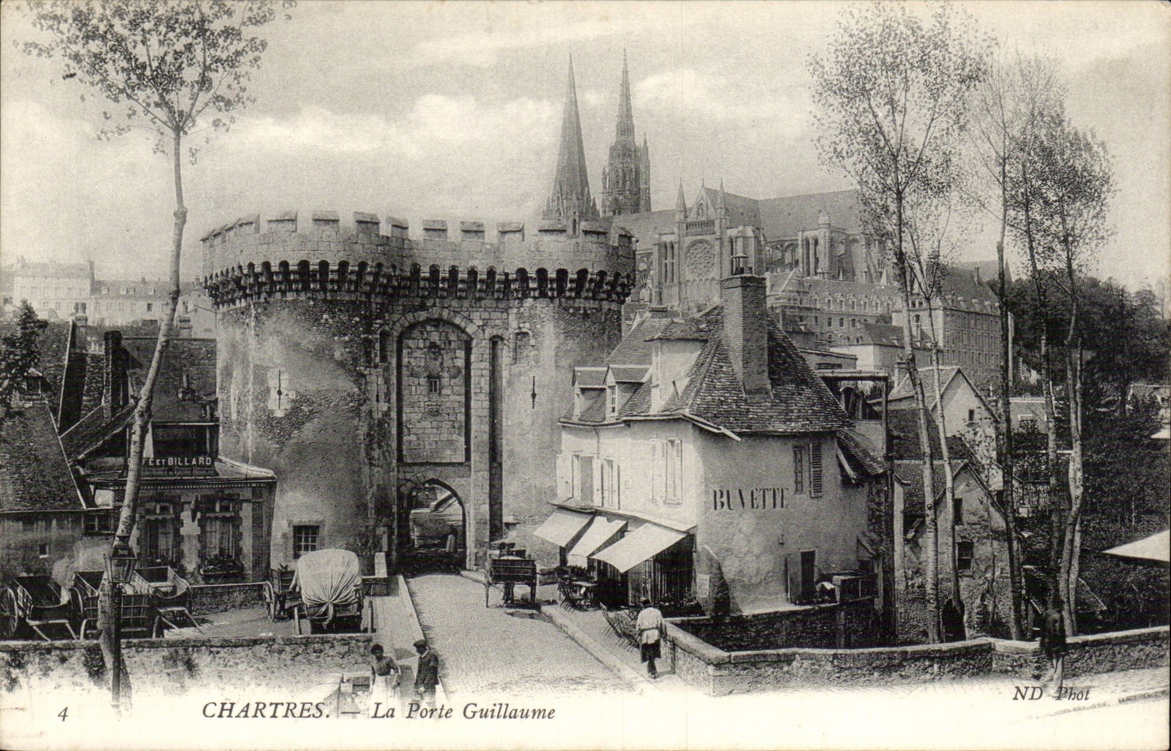 Chartres CPA the Guillaume door