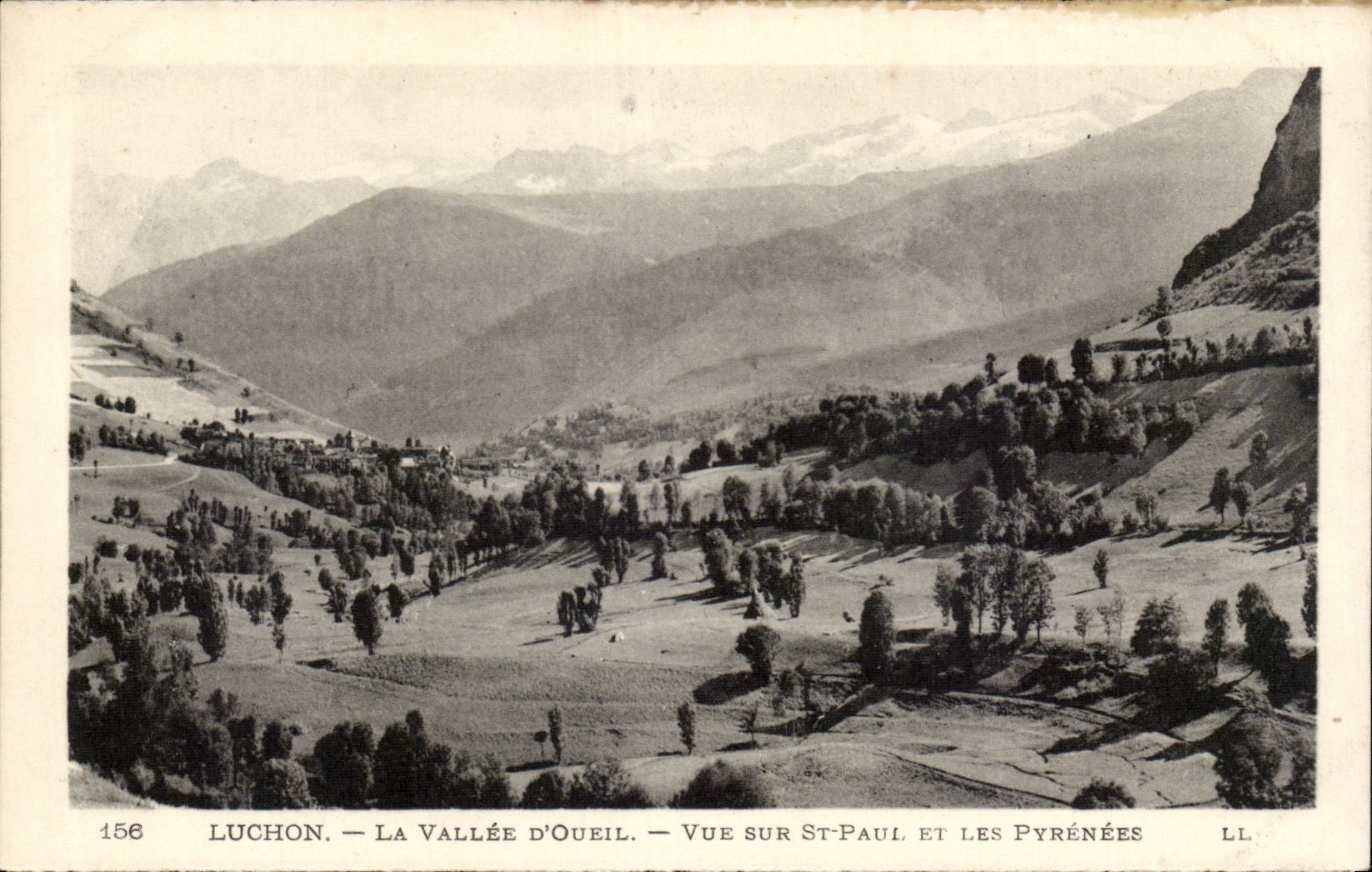 CPA Luchon the valley of Oueil Seen on St Paul and the Pyrenees