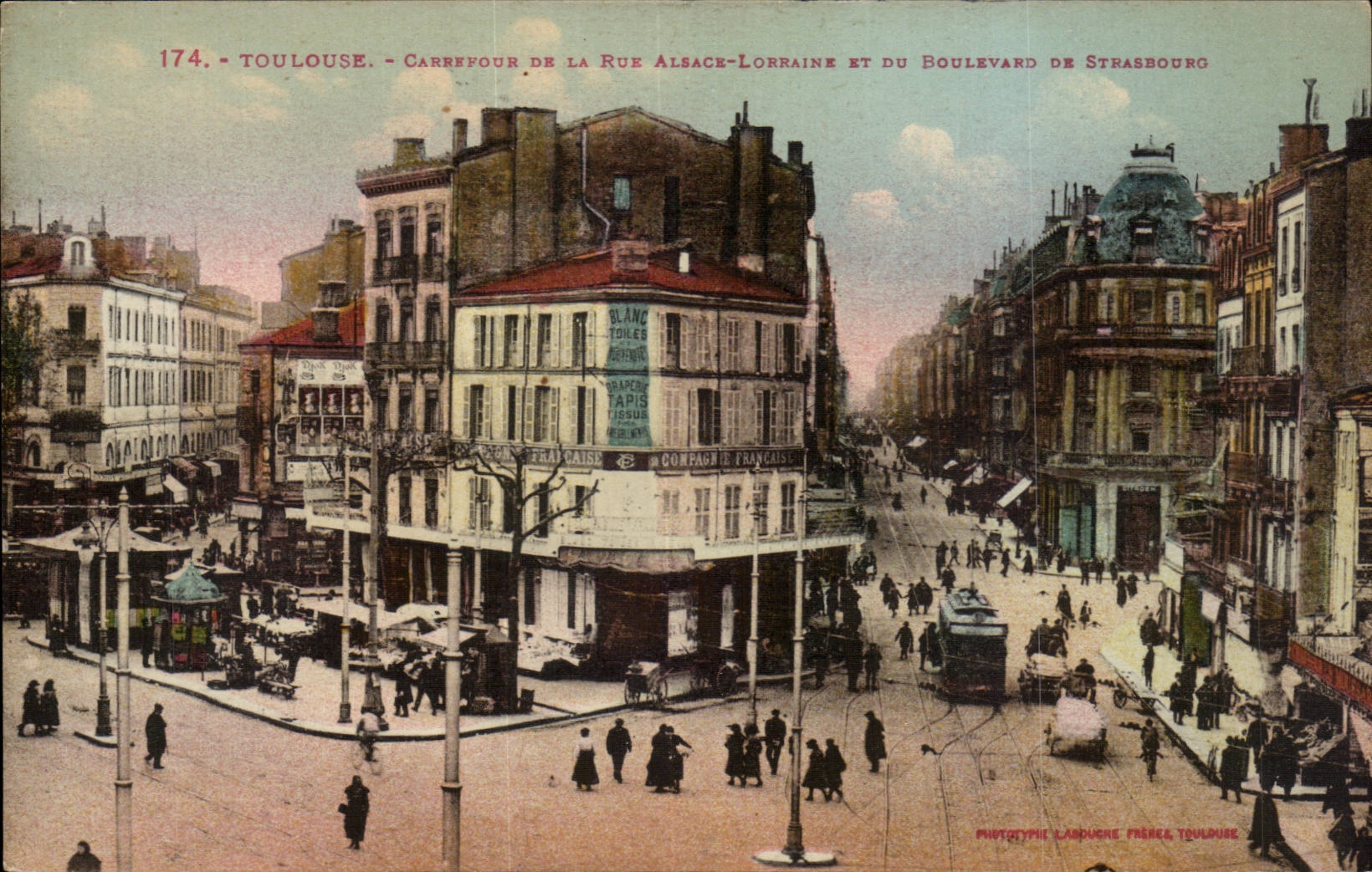 CPA Toulouse Carrefour de la rue Alsace lorraine et du boulevard de Strasbourg
