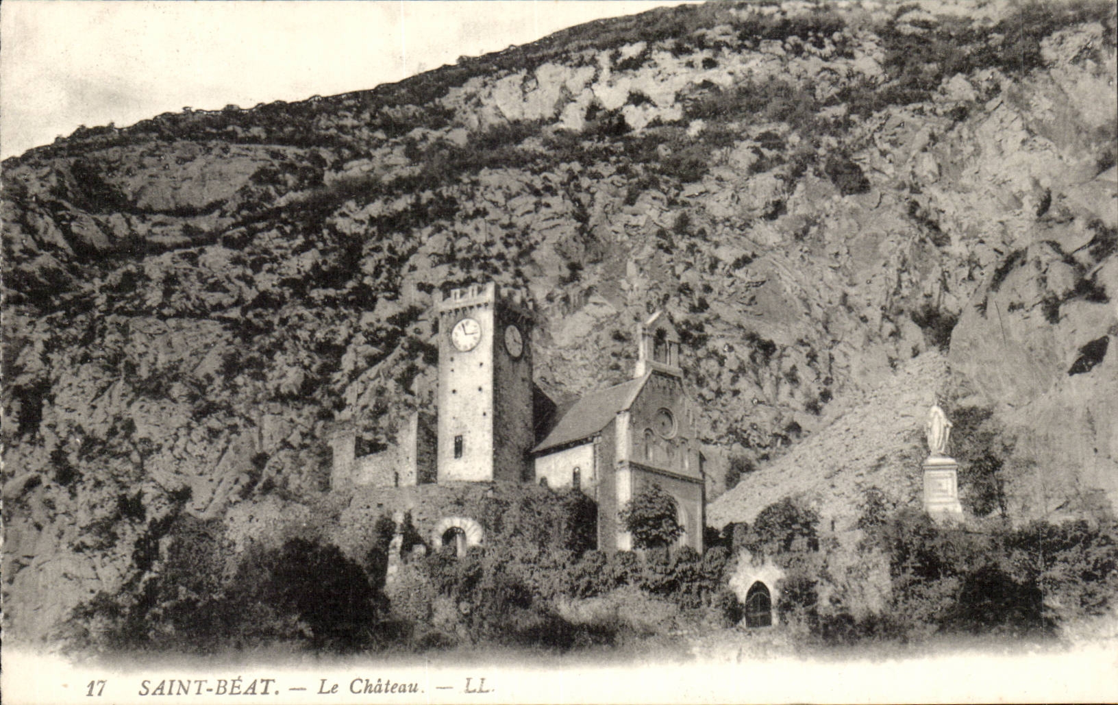 CPA Saint Happy the castle