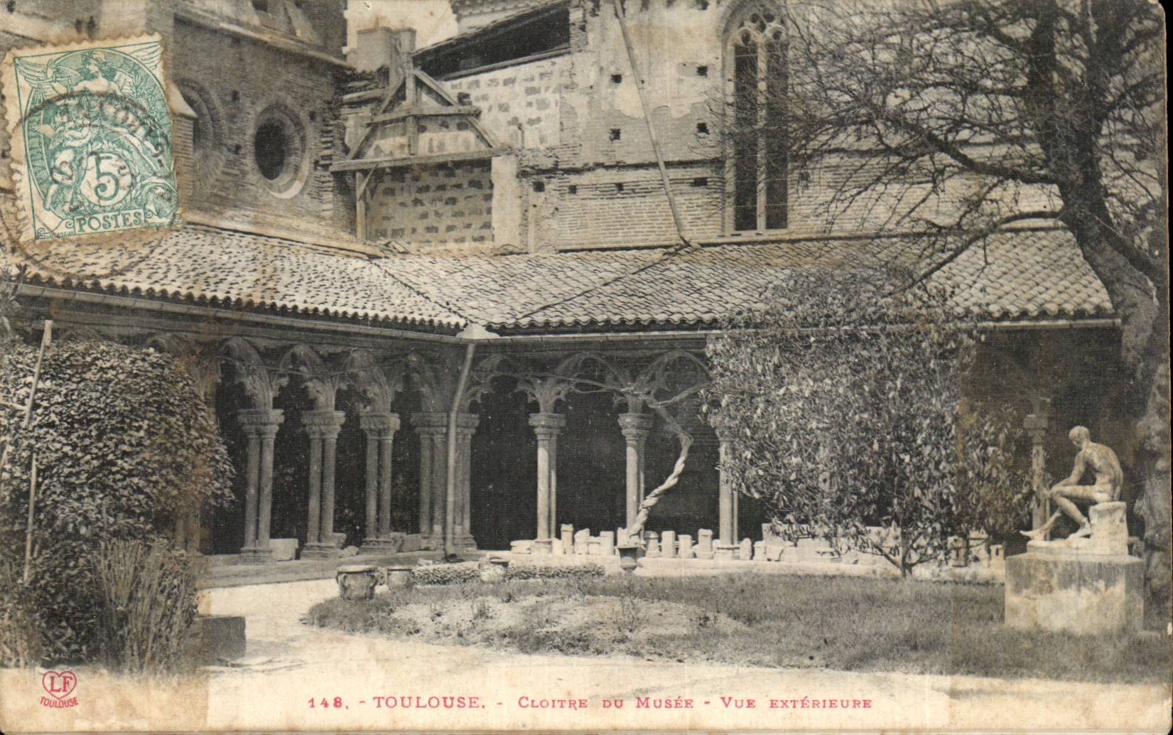 CPA Toulouse Cloitre du musee Vue exterieure