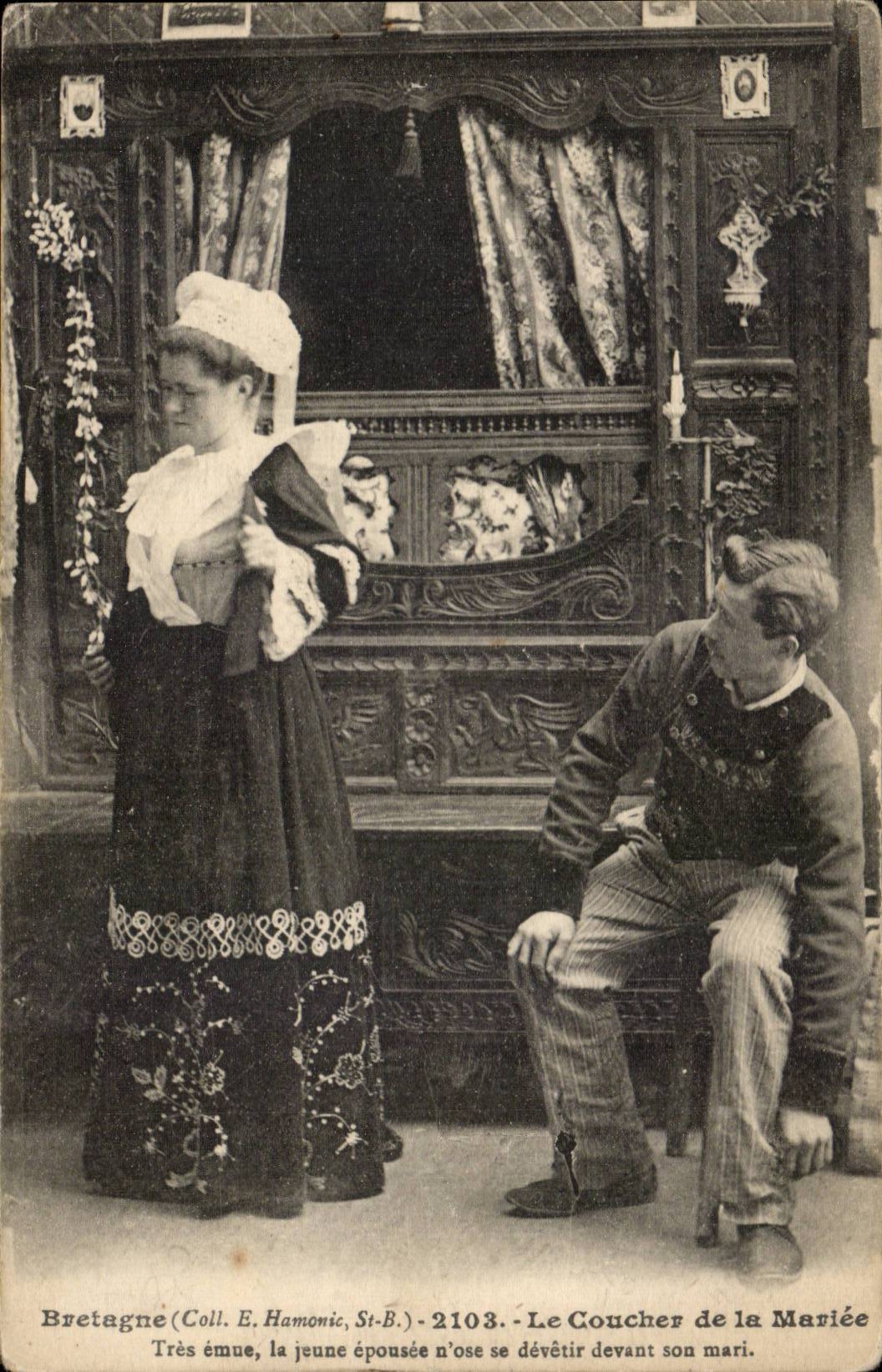 Betten Folklore-Kostum Bretagne-CPA geschlossenes