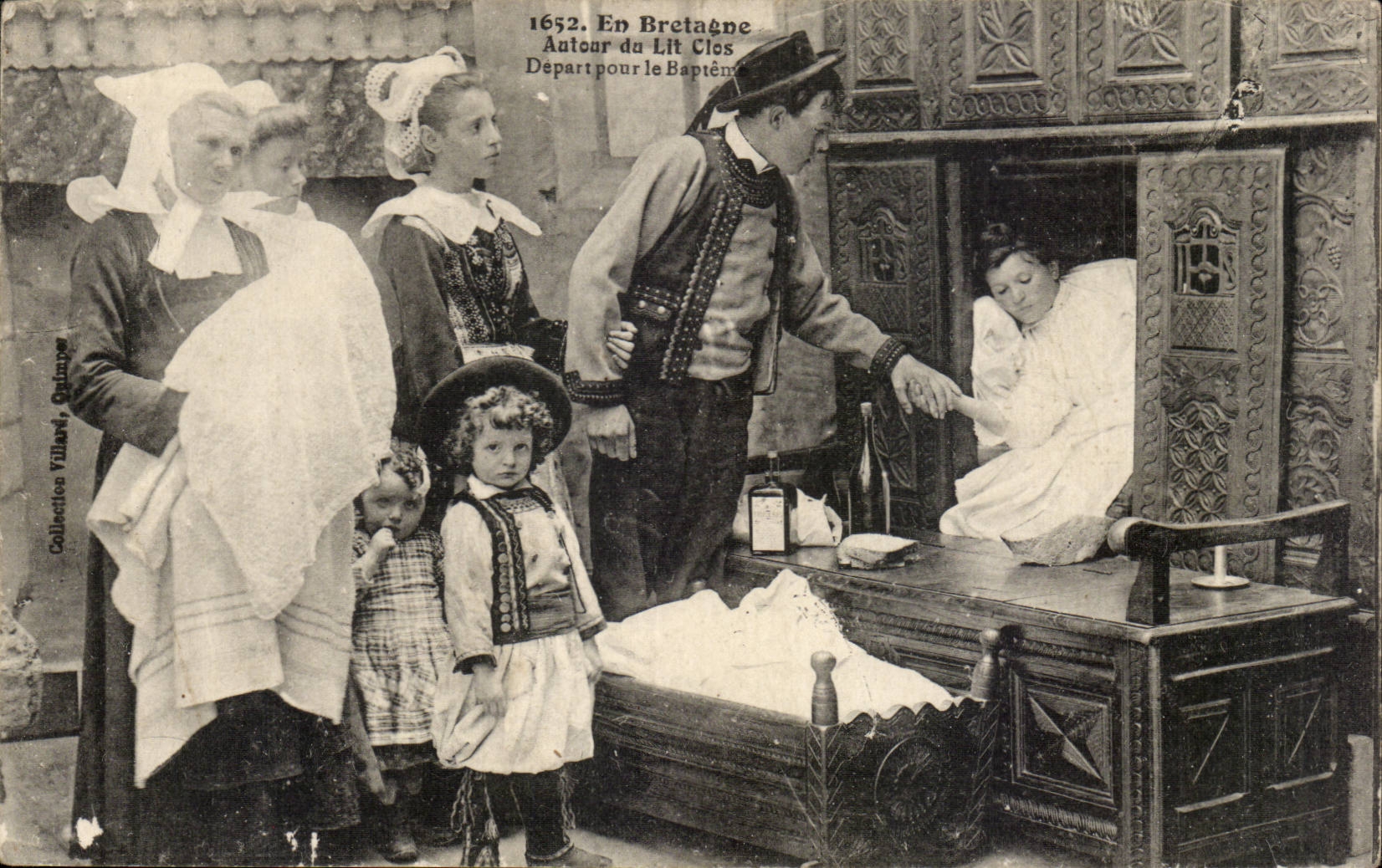 Brittany CPA closed beds Folklore Costume Departure for the baptism