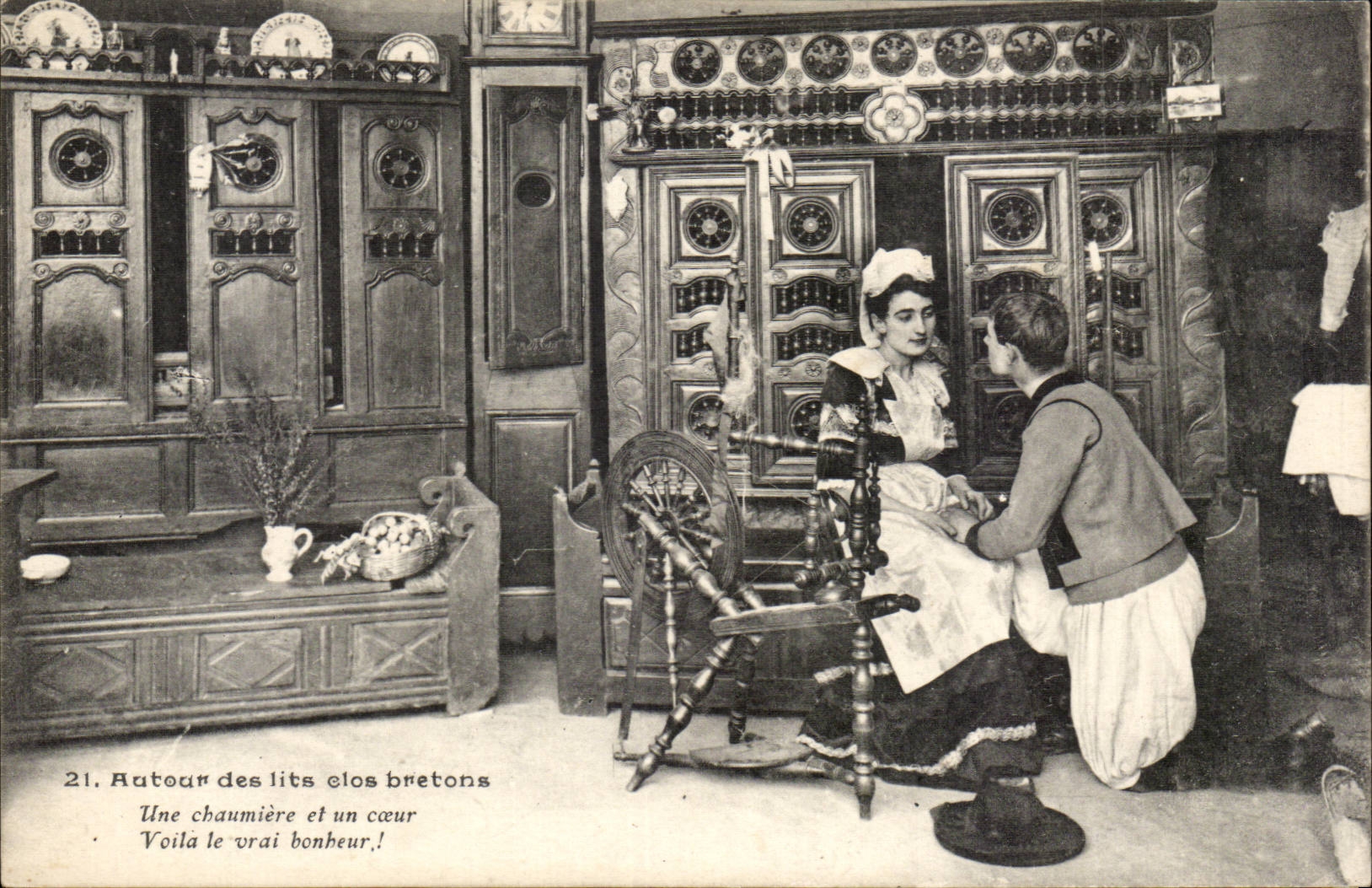 Brittany CPA closed beds Folklore Costume a thatched cottage and a heart