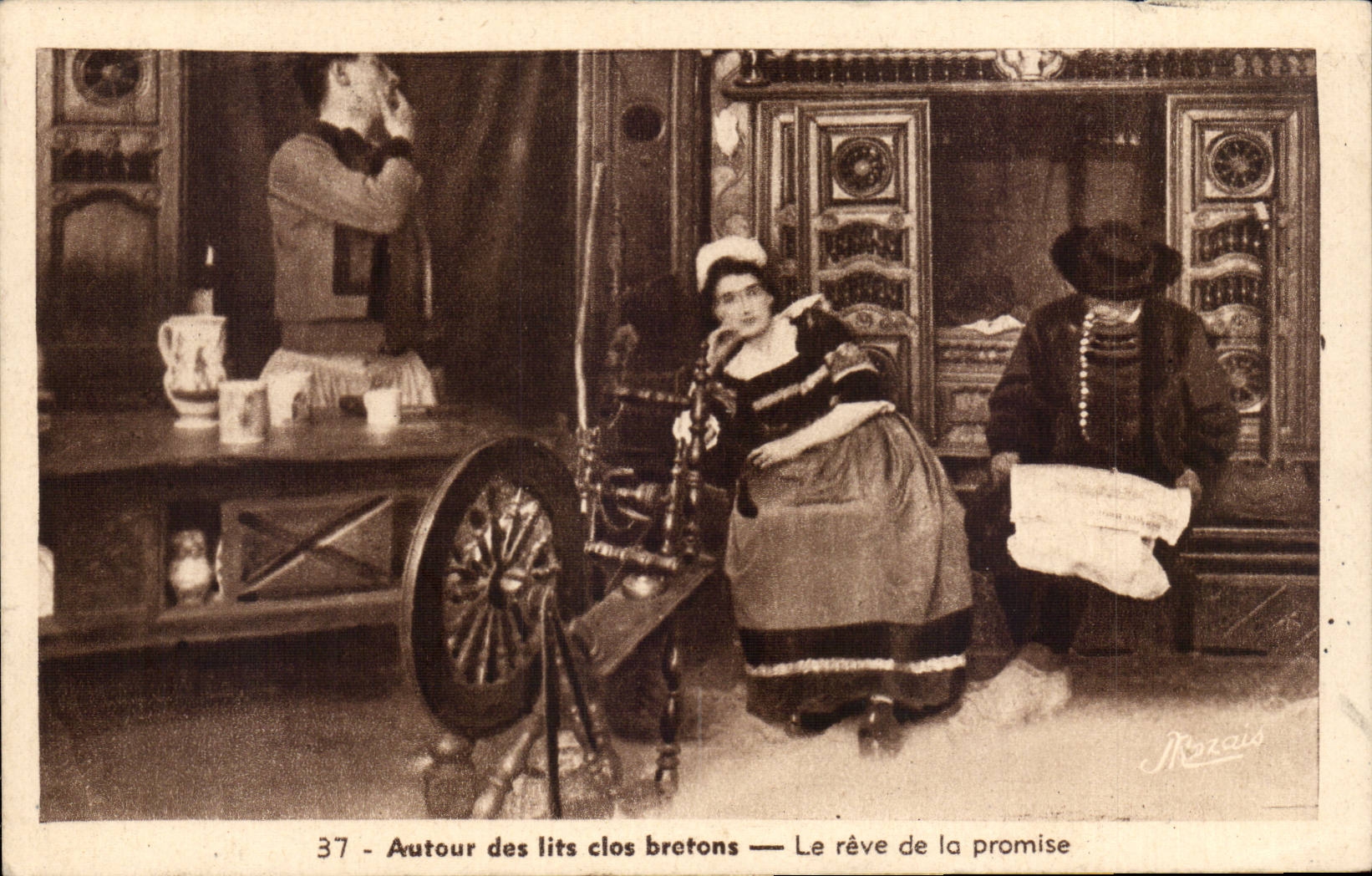 Brittany CPA closed beds Folklore Costume