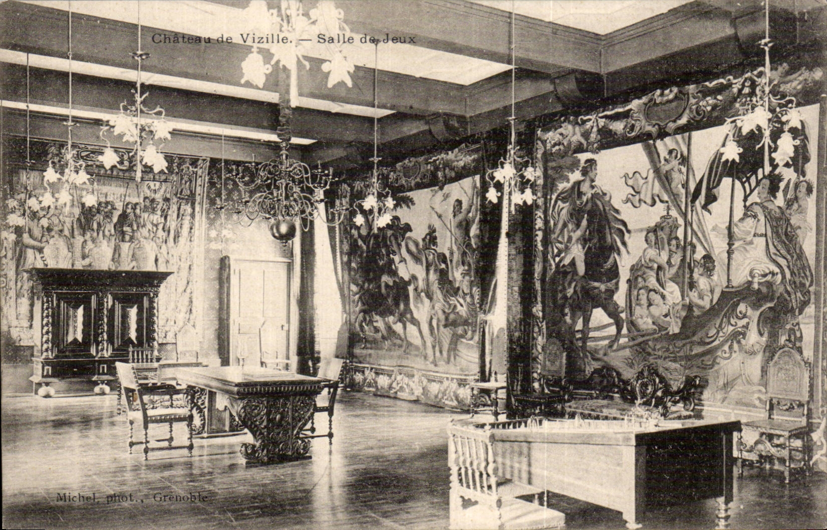 CPA Castle of Vizille Gaming room