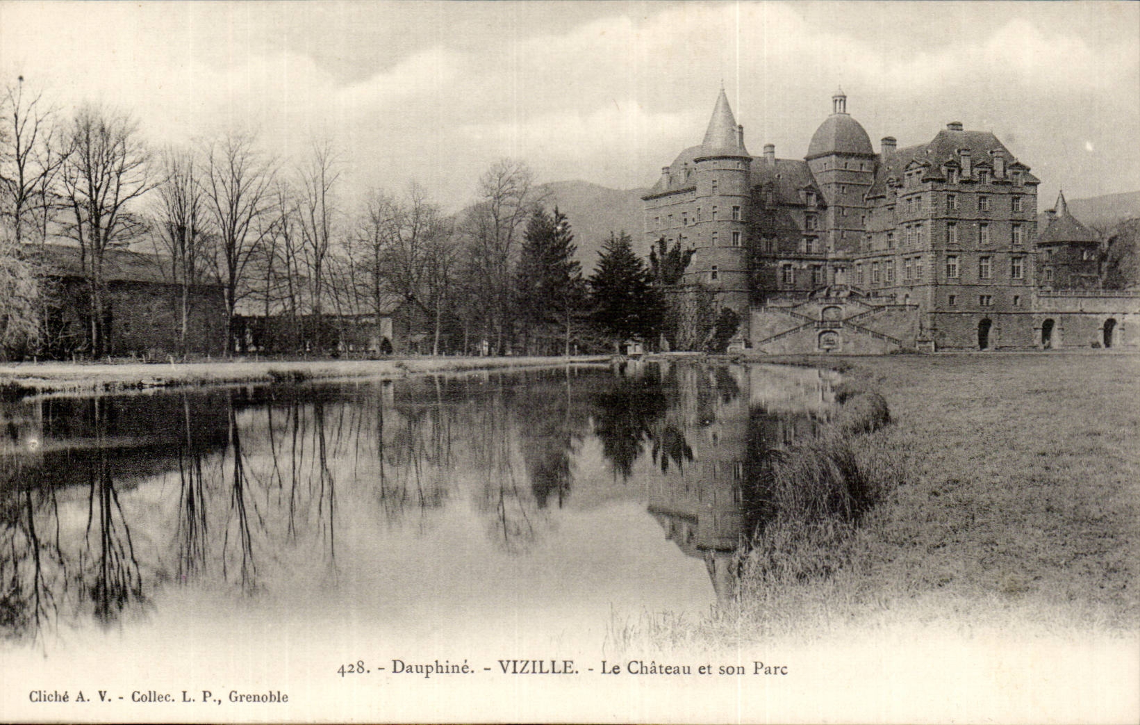 CPA Dauphine Vizille the castle and its park
