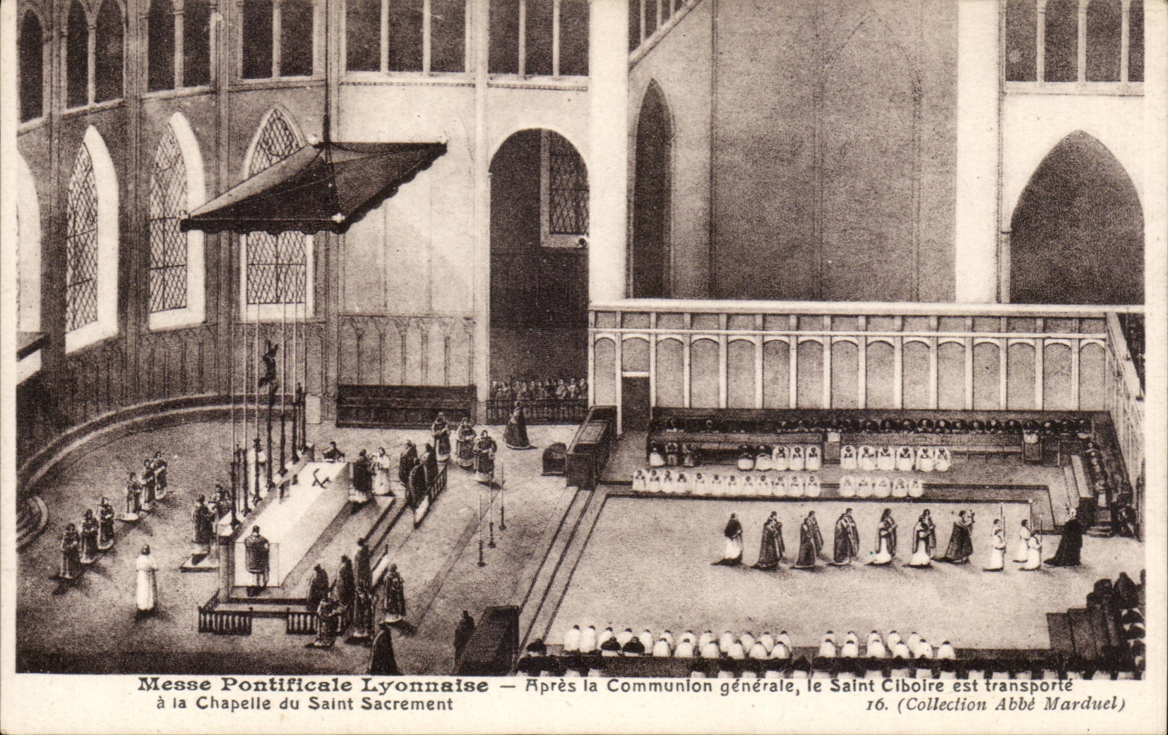 CPA Lyon Messe pontifical After the communion Saint the Ciborium is trasnporte with the vault of Saint the Sacrament