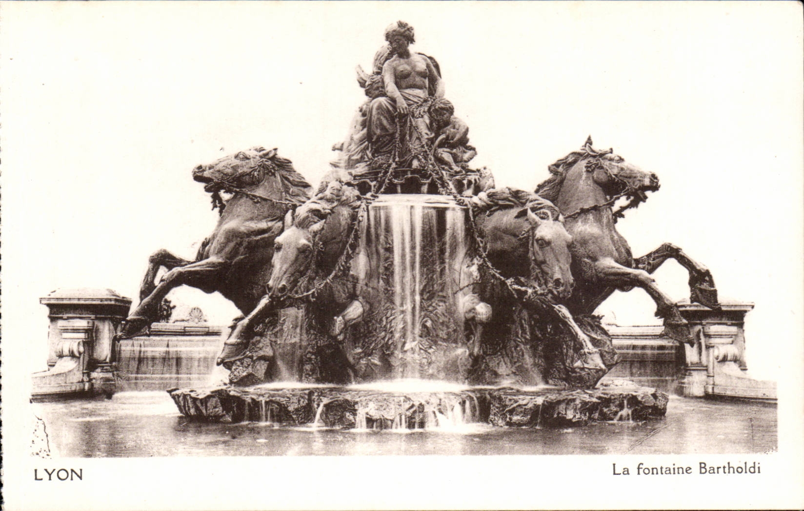 Lyon CPA the Bartholdi fountain