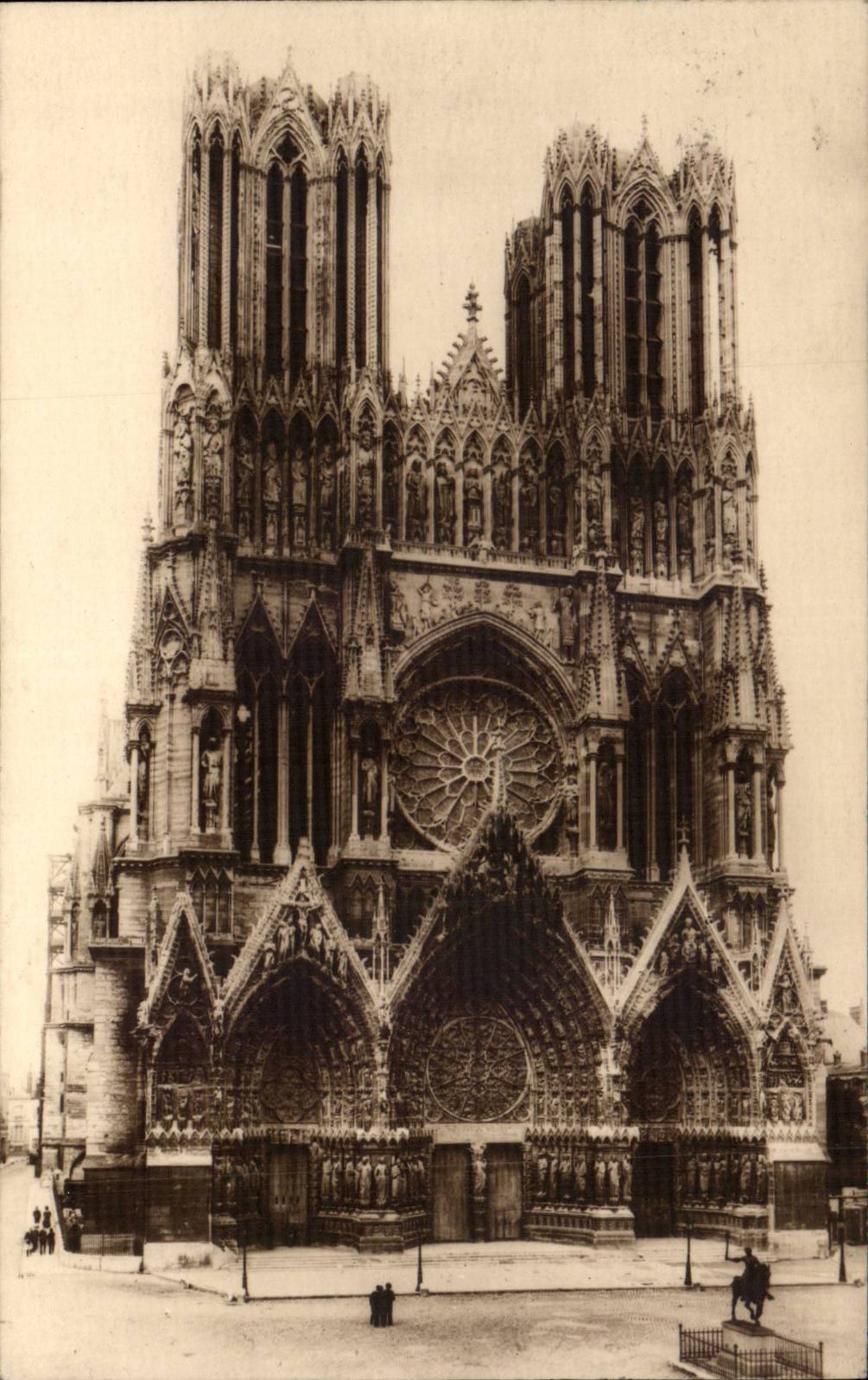 CPA Reims the cathedral before the war