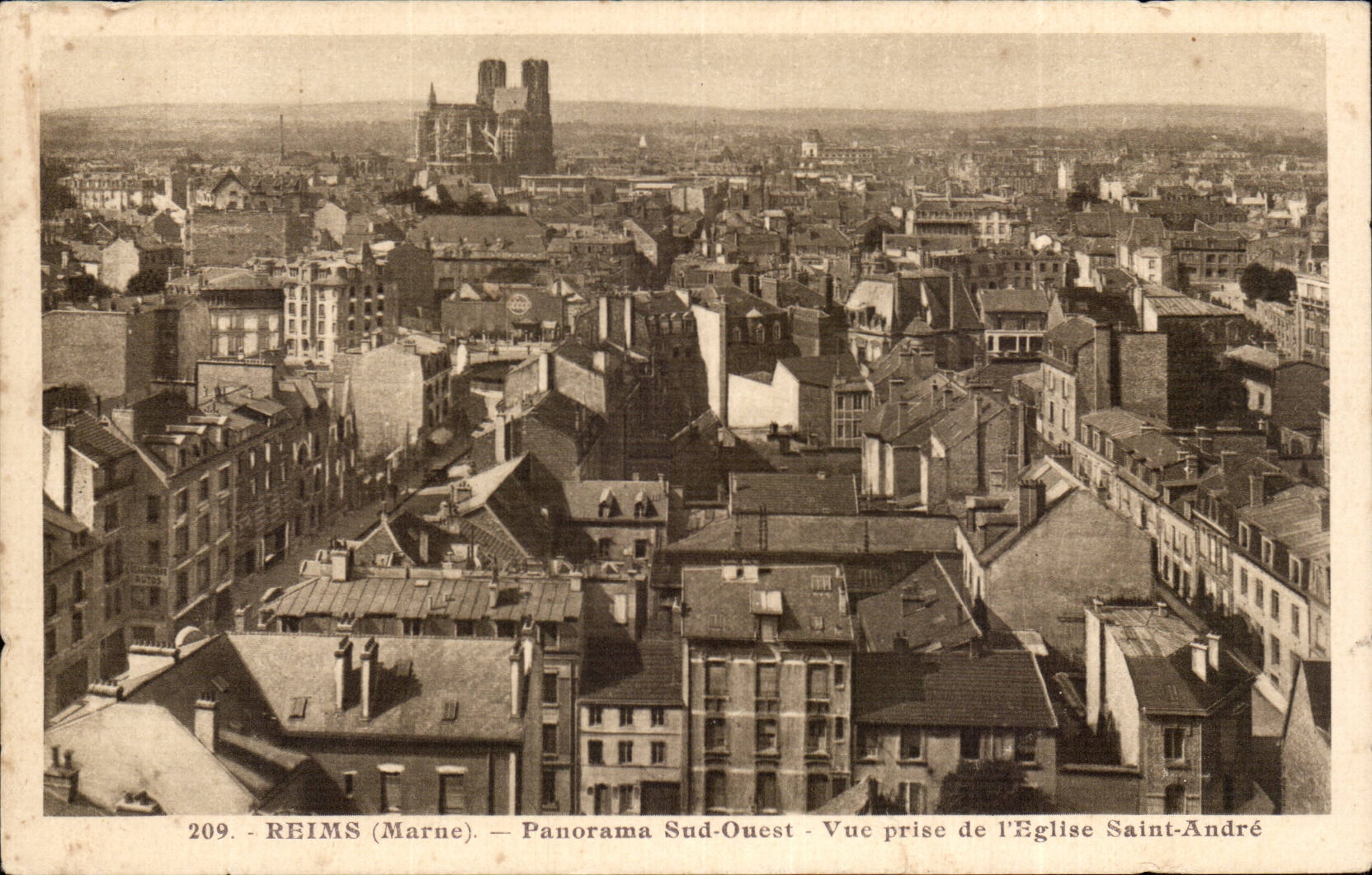 CPA Reims Western Southern Panorama Seen from of the church Saint Andre