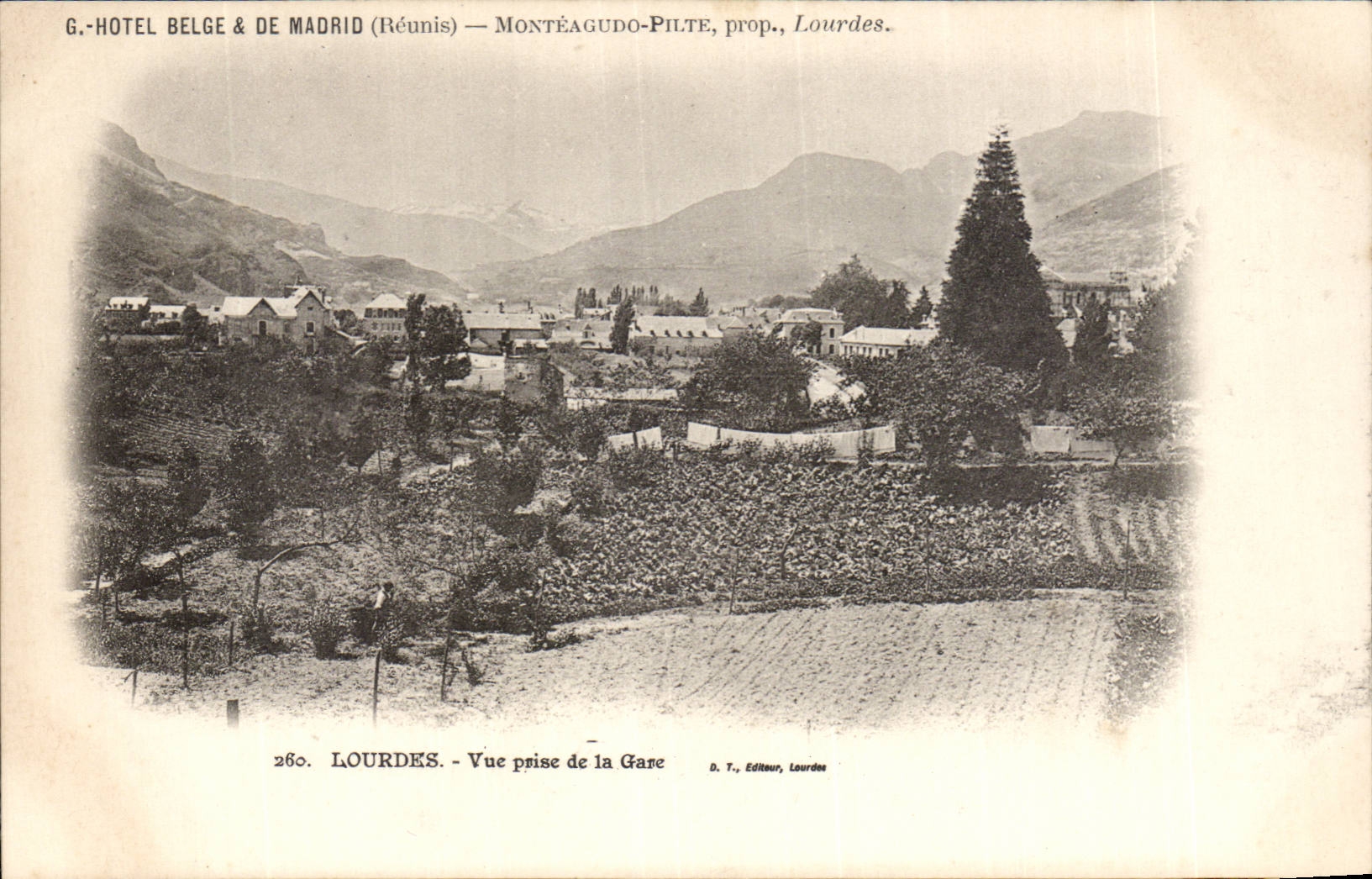 CPA Lourdes Seen from of the Station