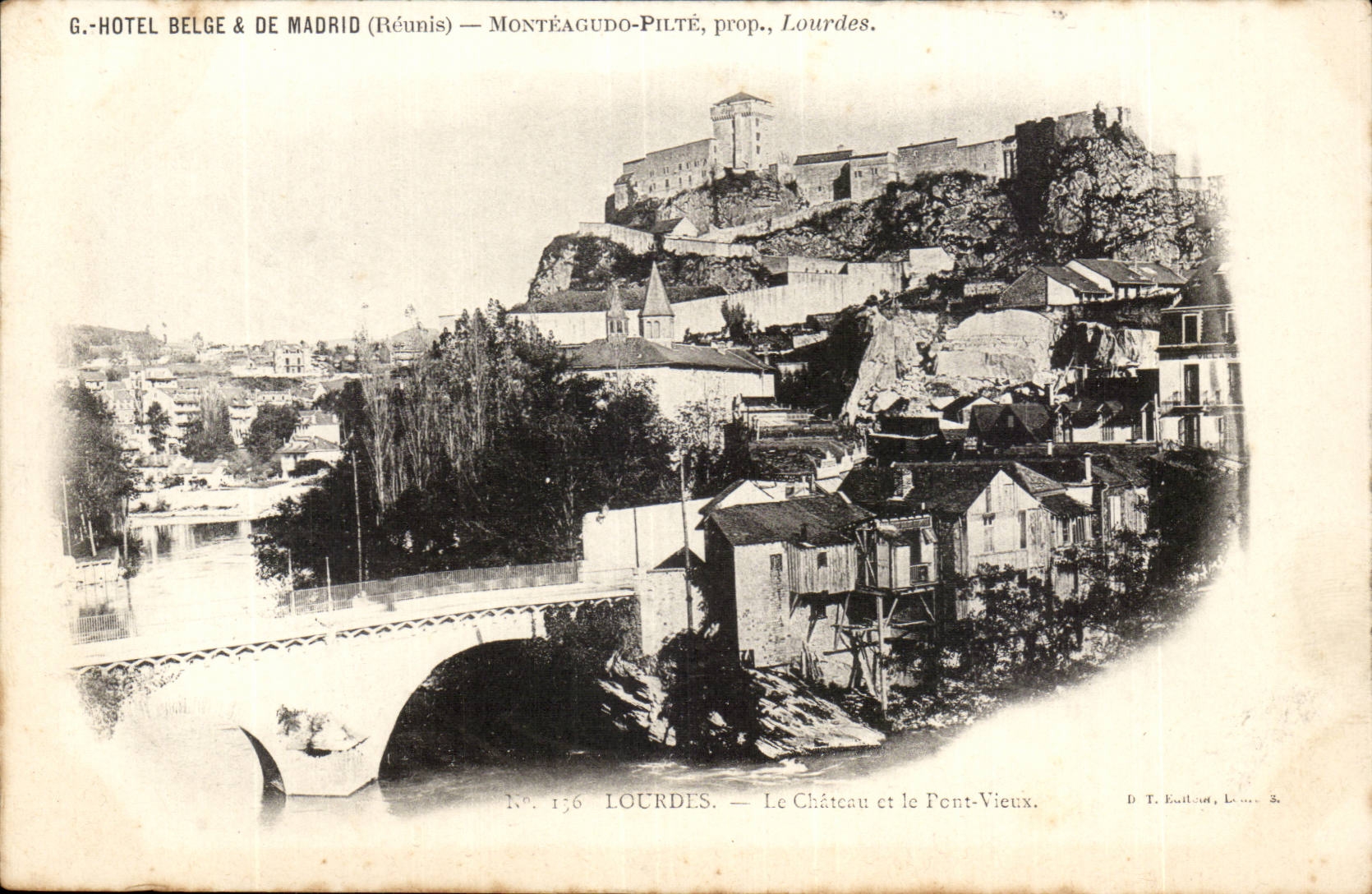 CPA Lourdes the old castle and bridge