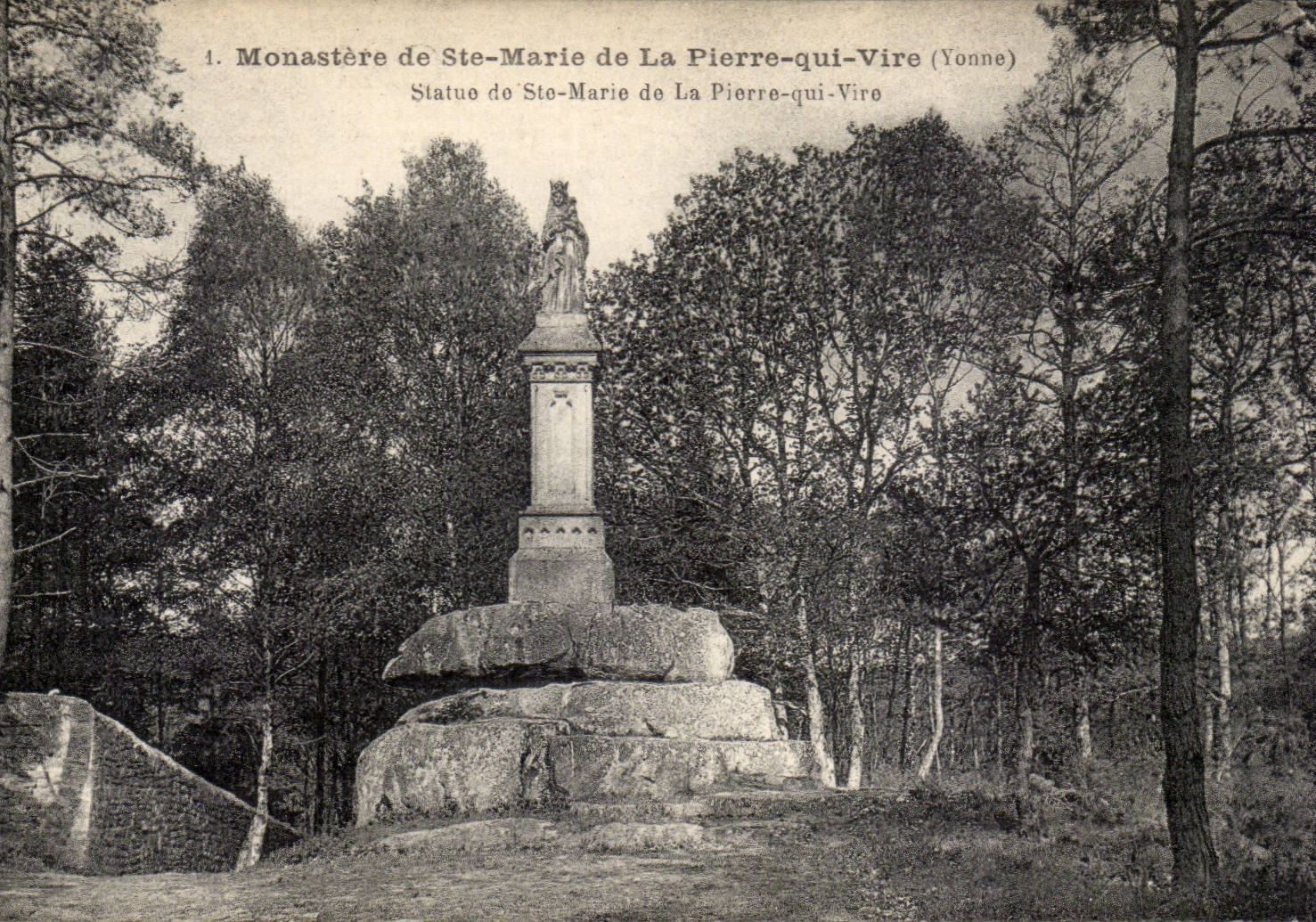 CPA Monastery of Sainte Marie of Pierre who Statue Transfers co Marie of Pierre who Vire