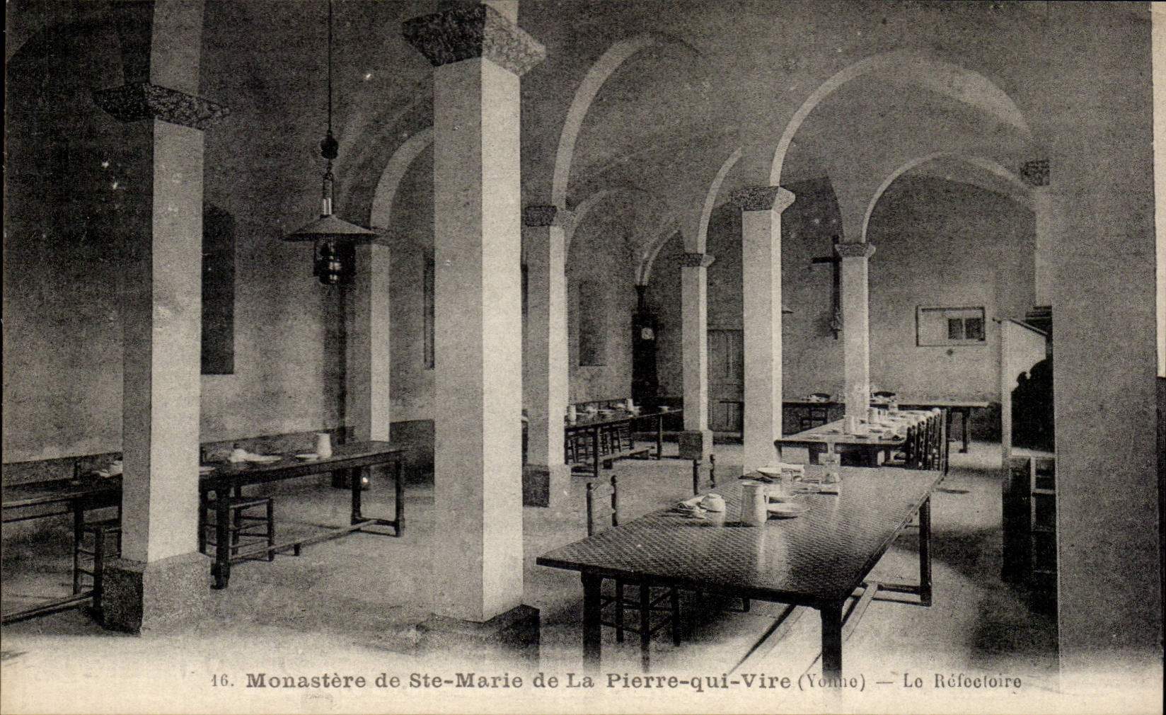 CPA Monastery of Sainte Marie of Pierre who Transfers the refectory