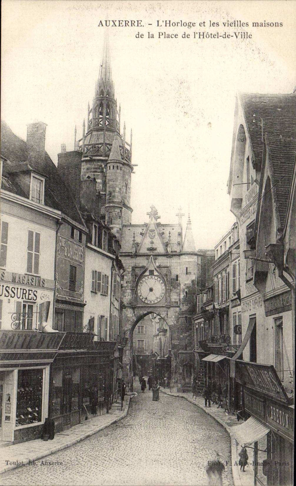 CPA Auxerre der Taktgeber und seine alten Hauser des Ortes des Rathauses