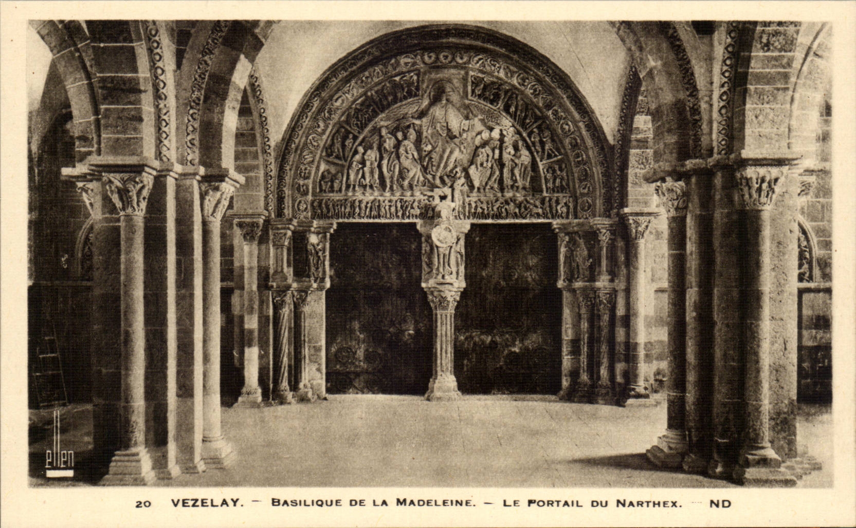 CPA Vezelay Basilica of the Madeleine the gate of Narthex