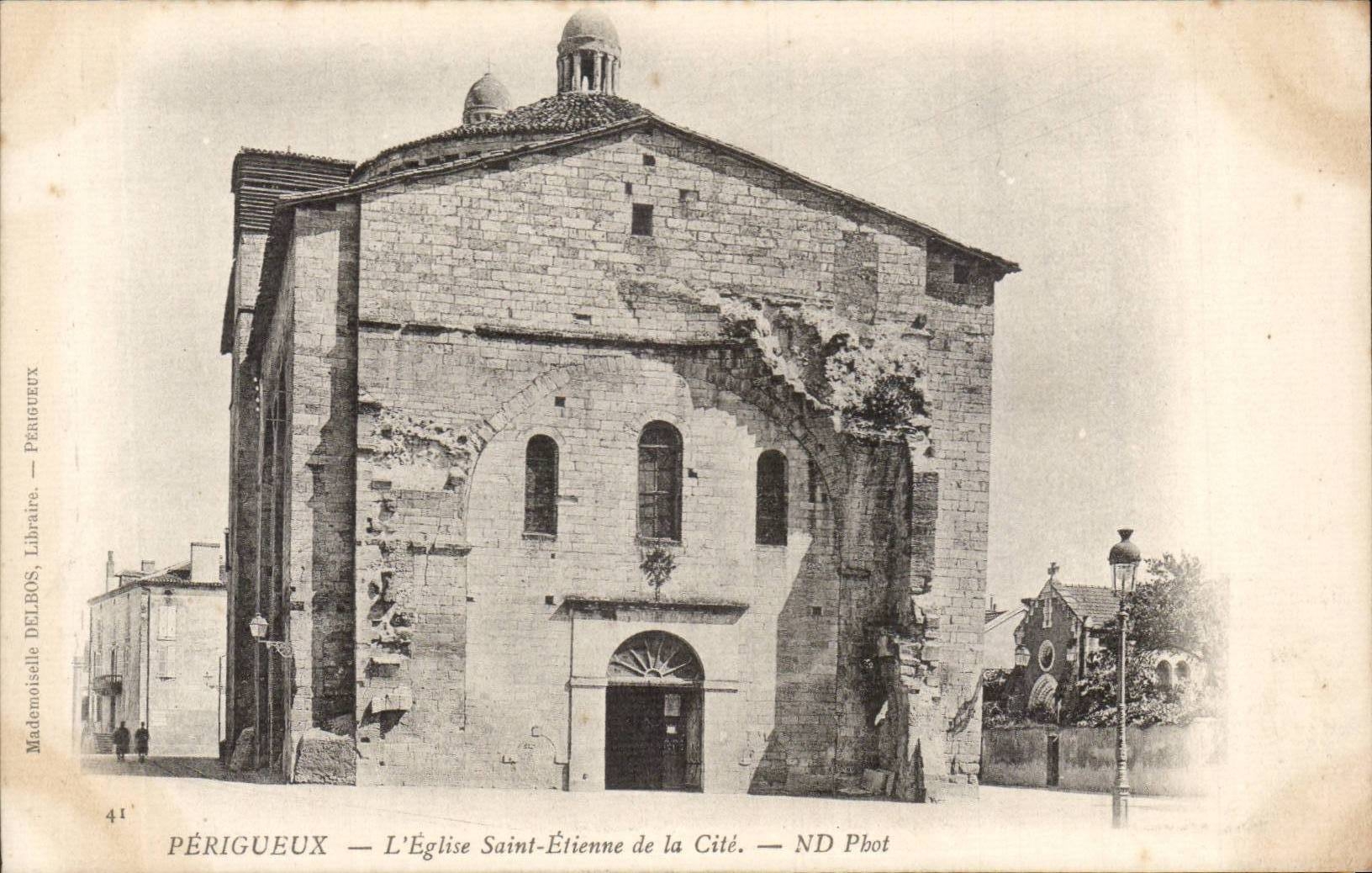 CPA Perigueux the church Saint Etienne of the ISCED