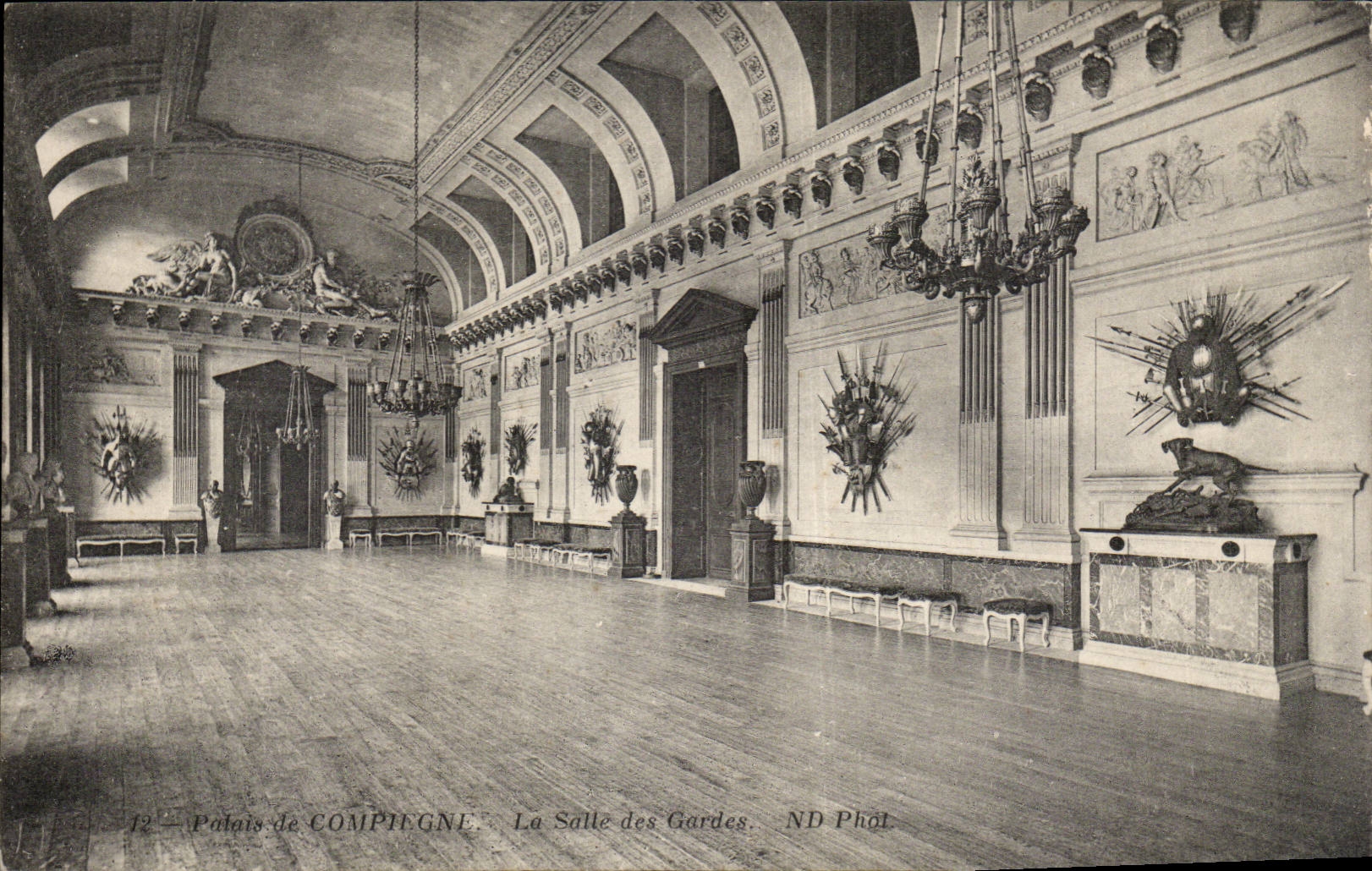 CPA Gaumen von Compiegne der Raum des Schutzes