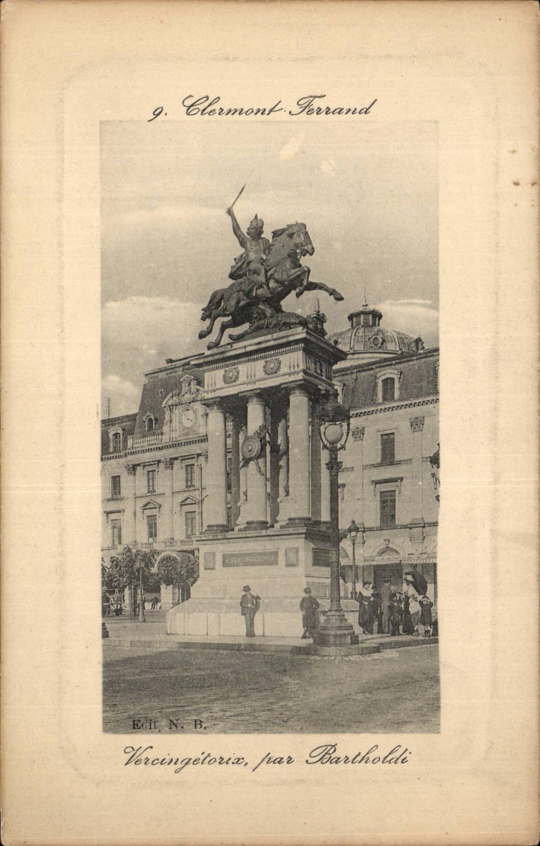 CPA Clermont Ferrand Vercingetorix by Barhtoldi